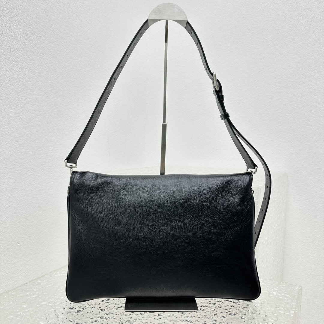 [TOP] BALENCIAGA BB Soft Small Hobo Bag 24*36*4cm/14*23*3cm - Black