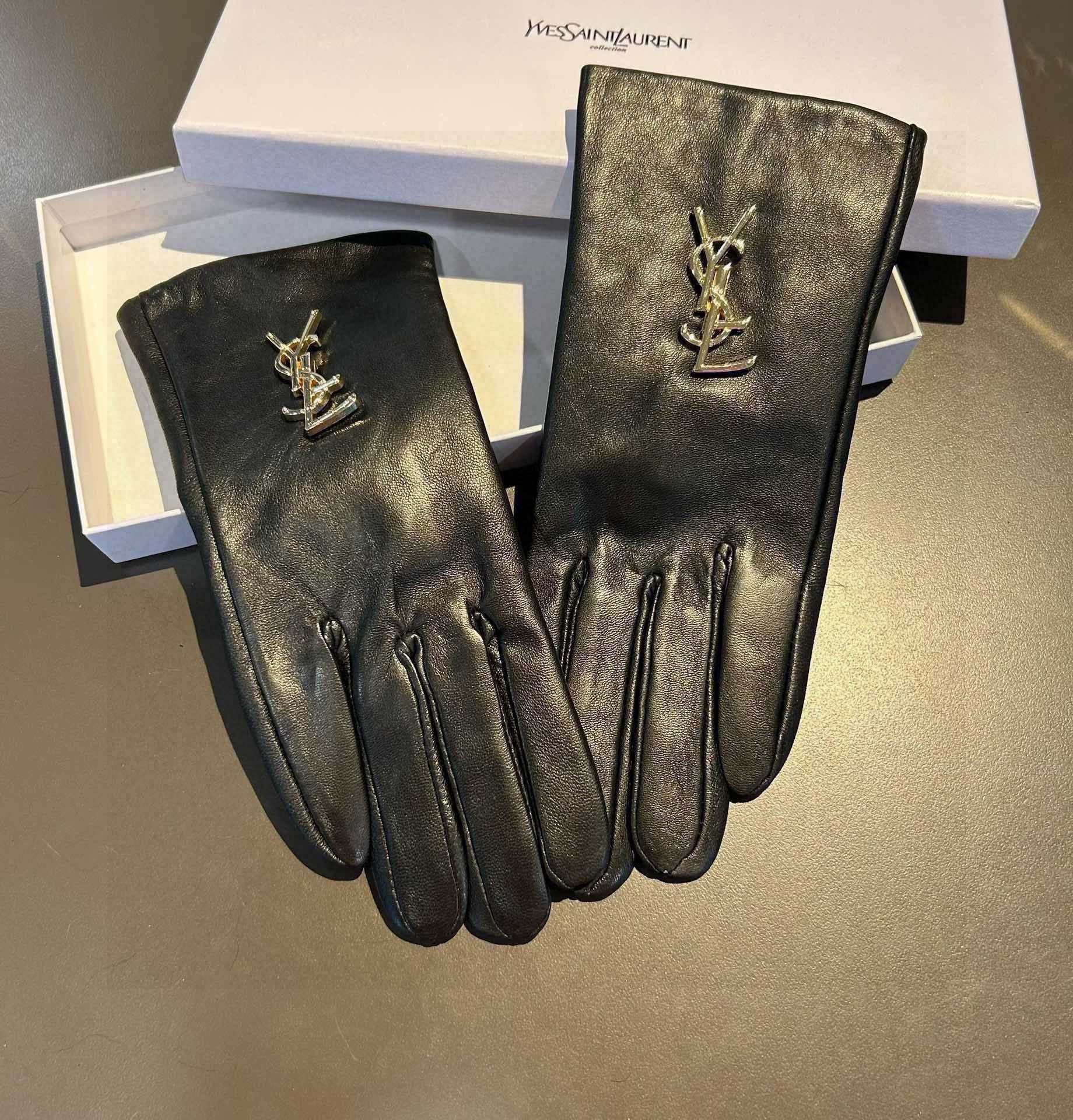 [TOP] Yves Saint Laurent YSL Gloves - Black