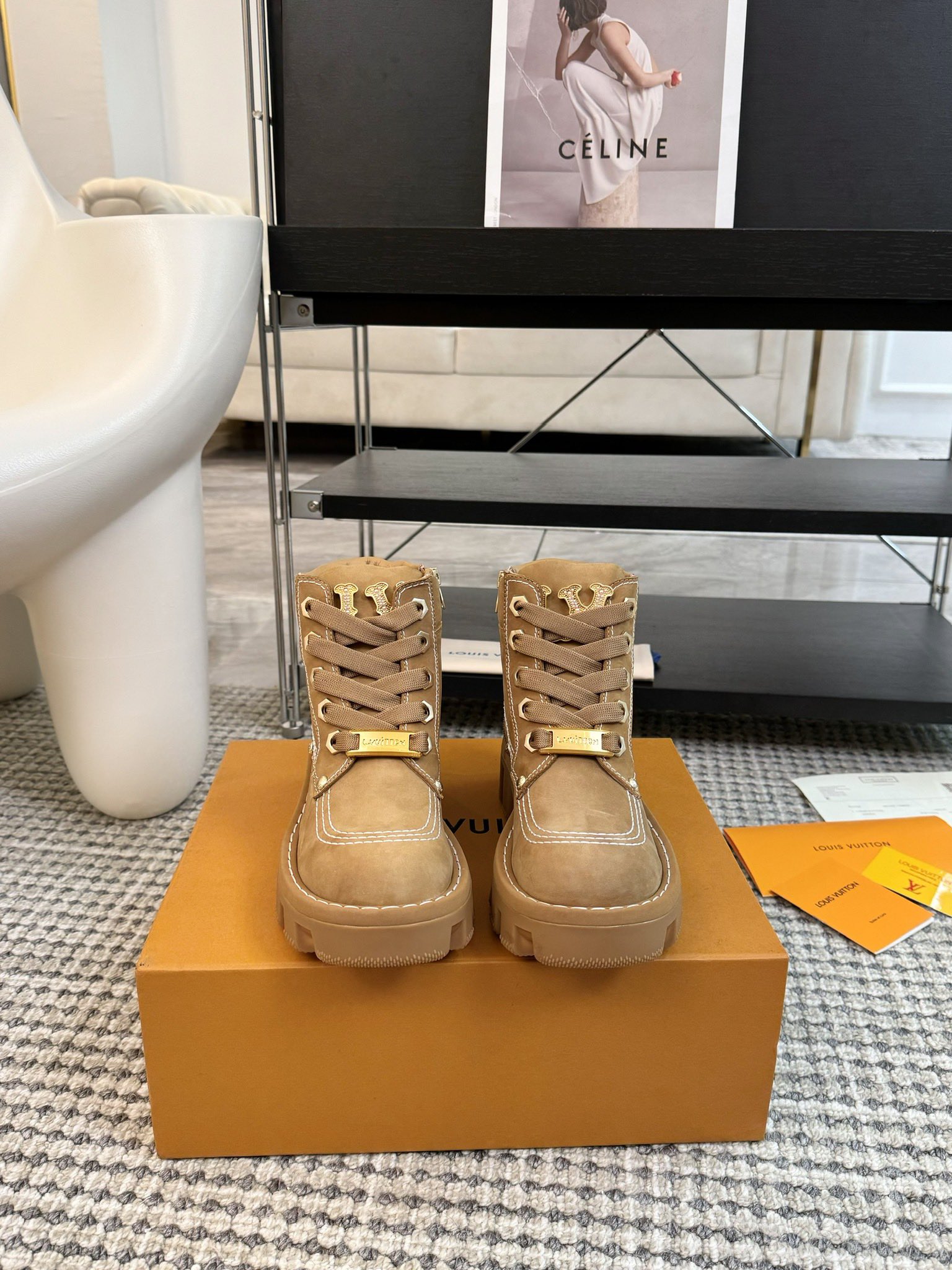 [TOP] Louis Vuitton LV Leather Boots - 4 Colors