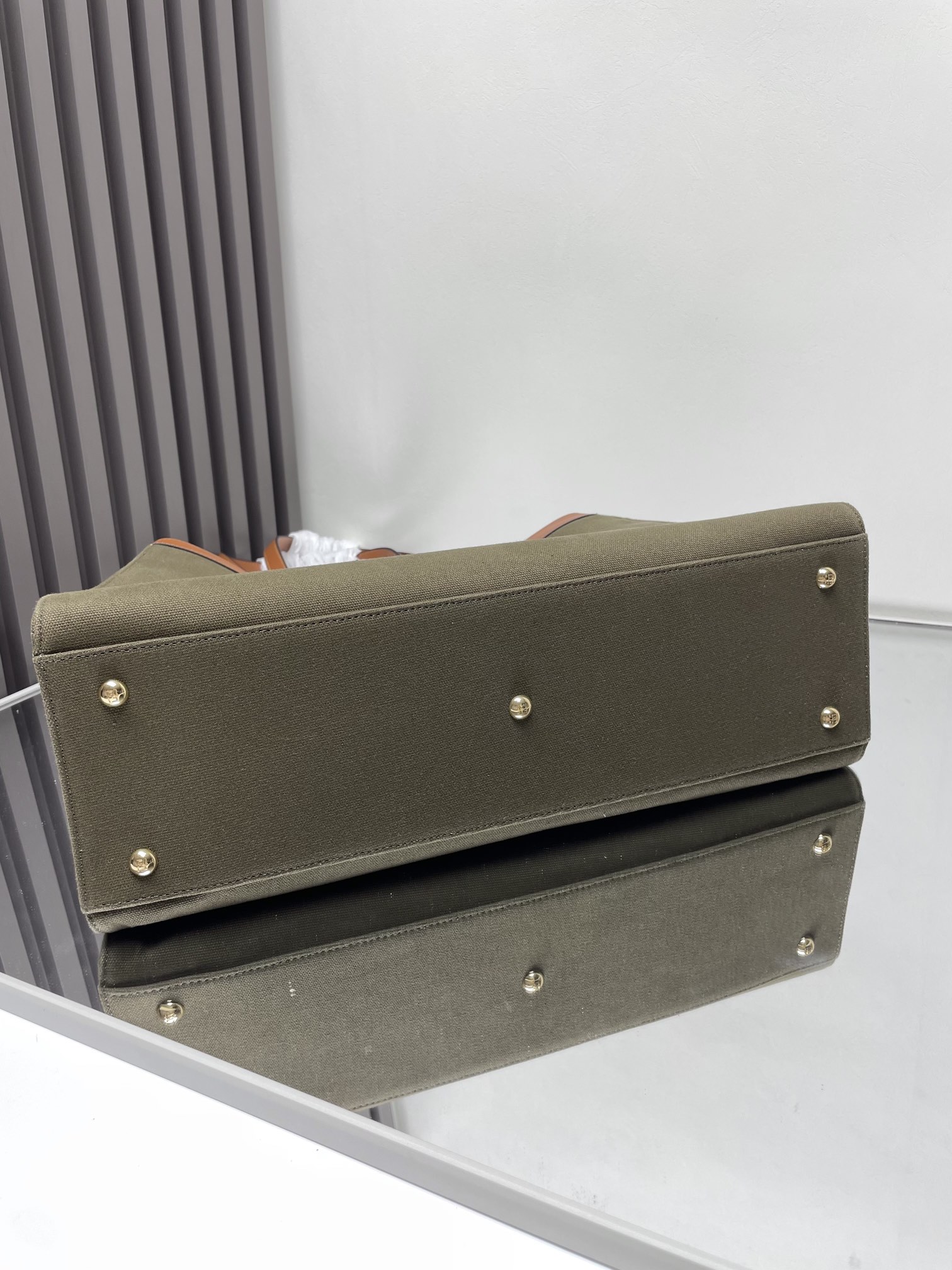 [TOP] FENDI Peekaboo X-Tote Bag 41x16x30cm - Green