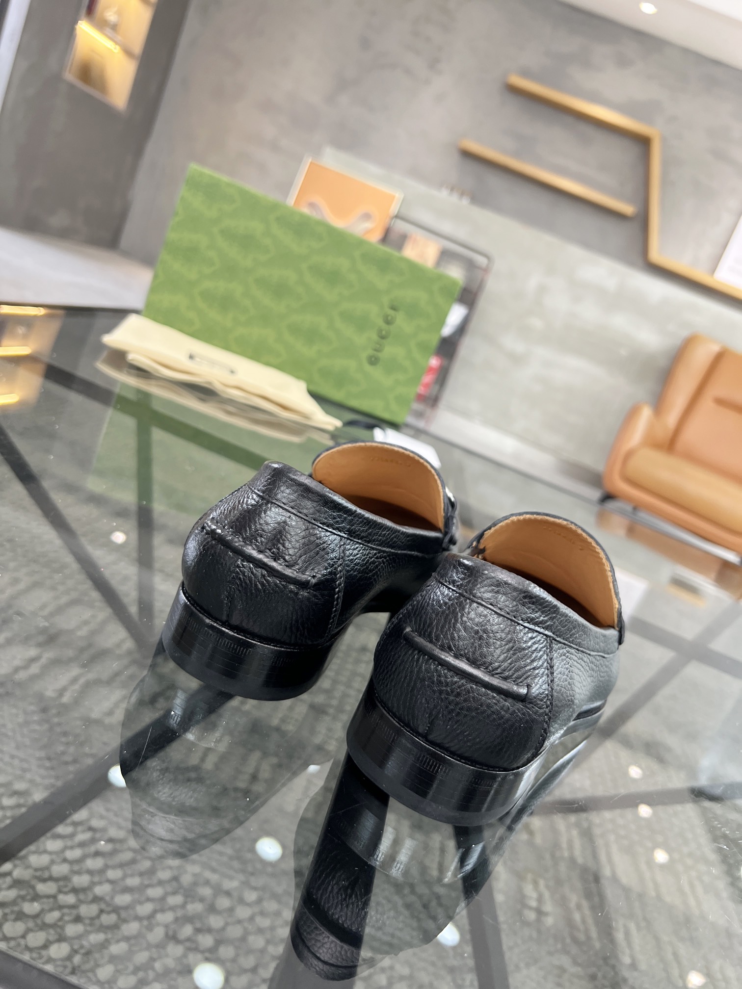 [TOP] GUCCI Men's Business Leather Shoes - Black