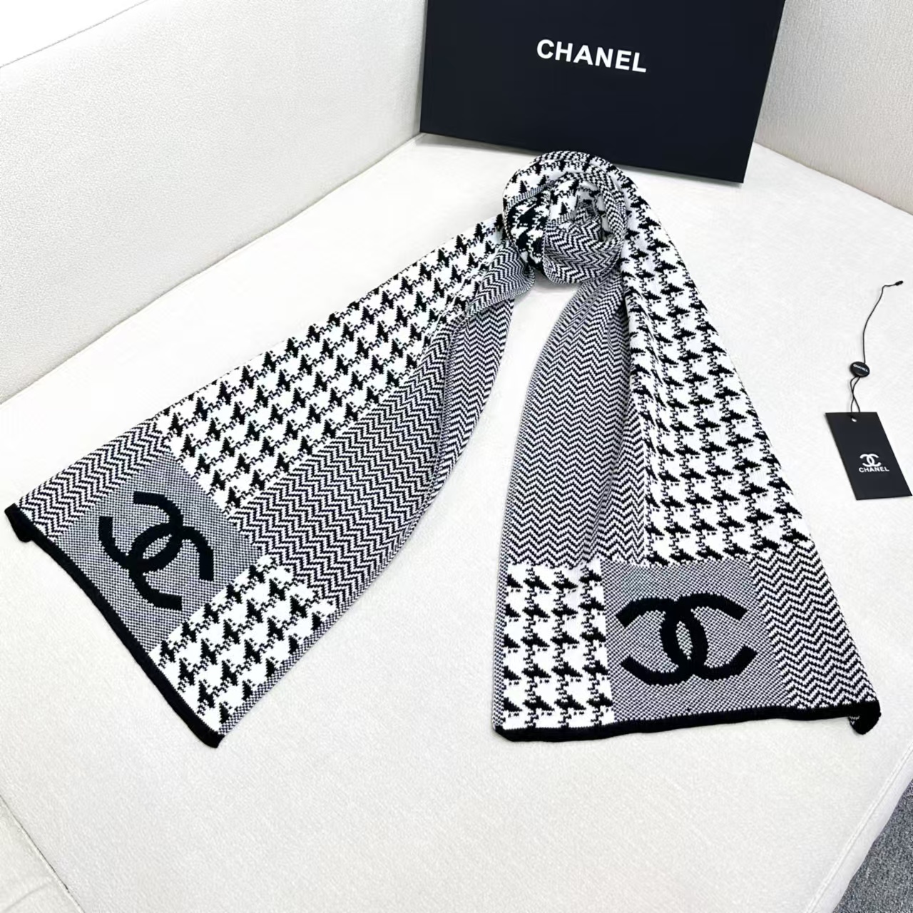 [TOP] CHANEL CC Wool Scarf 38✖️190cm - Grey