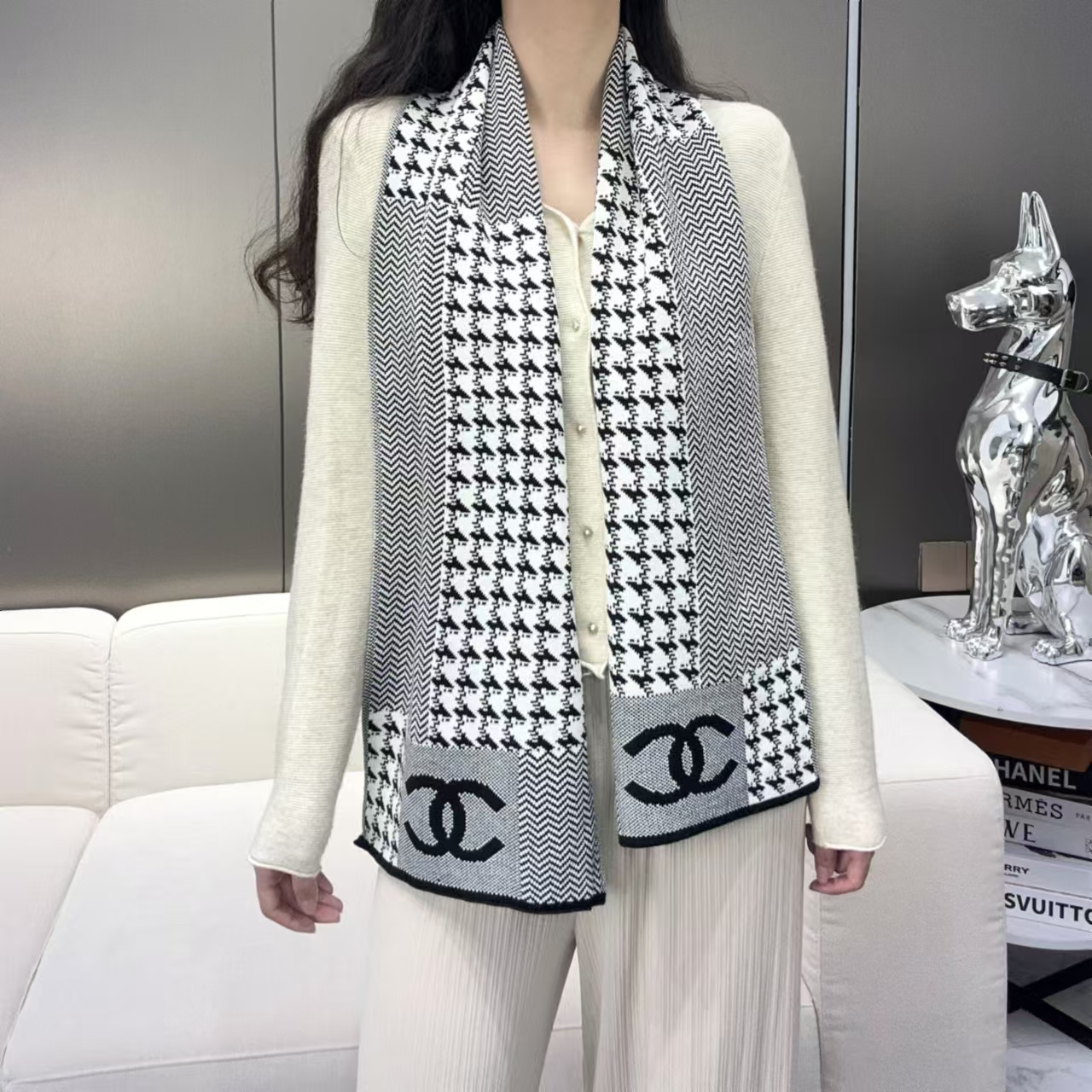 [TOP] CHANEL CC Wool Scarf 38✖️190cm - Grey