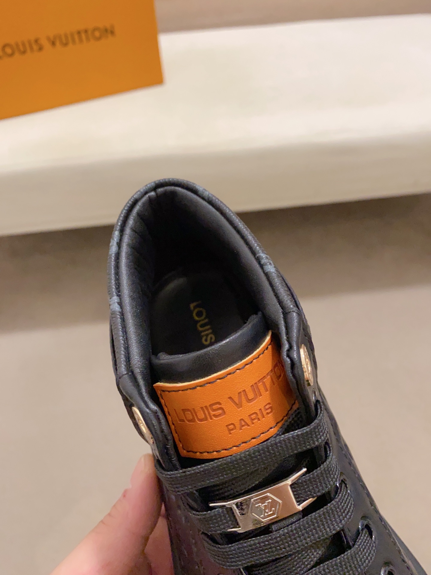 [TOP] Louis Vuitton LV  Men's Shoes - Black