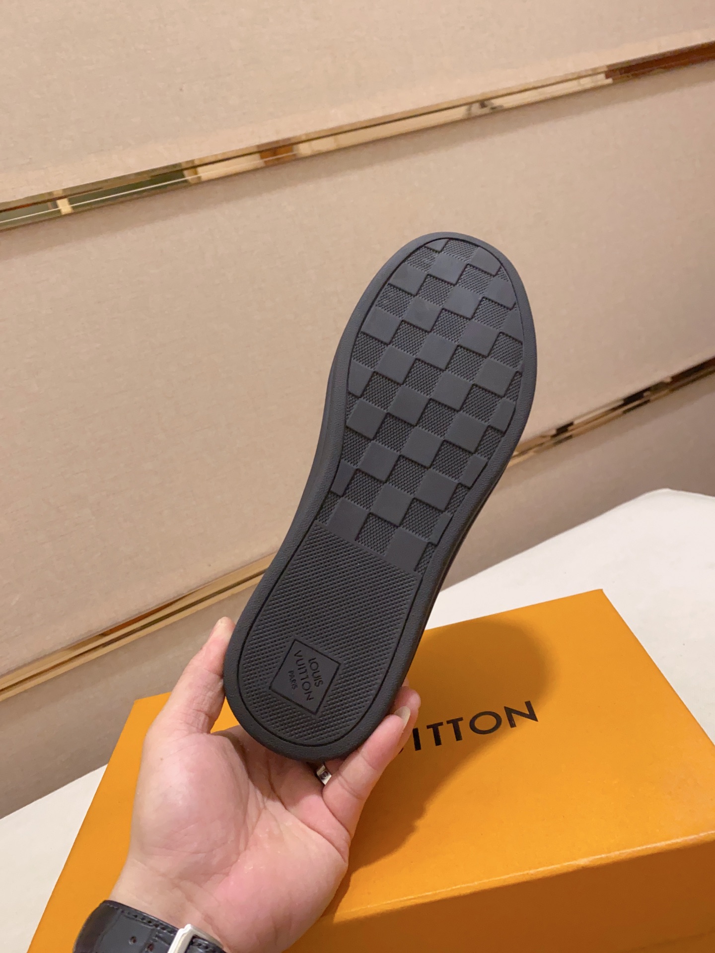 [TOP] Louis Vuitton LV  Men's Shoes - Black