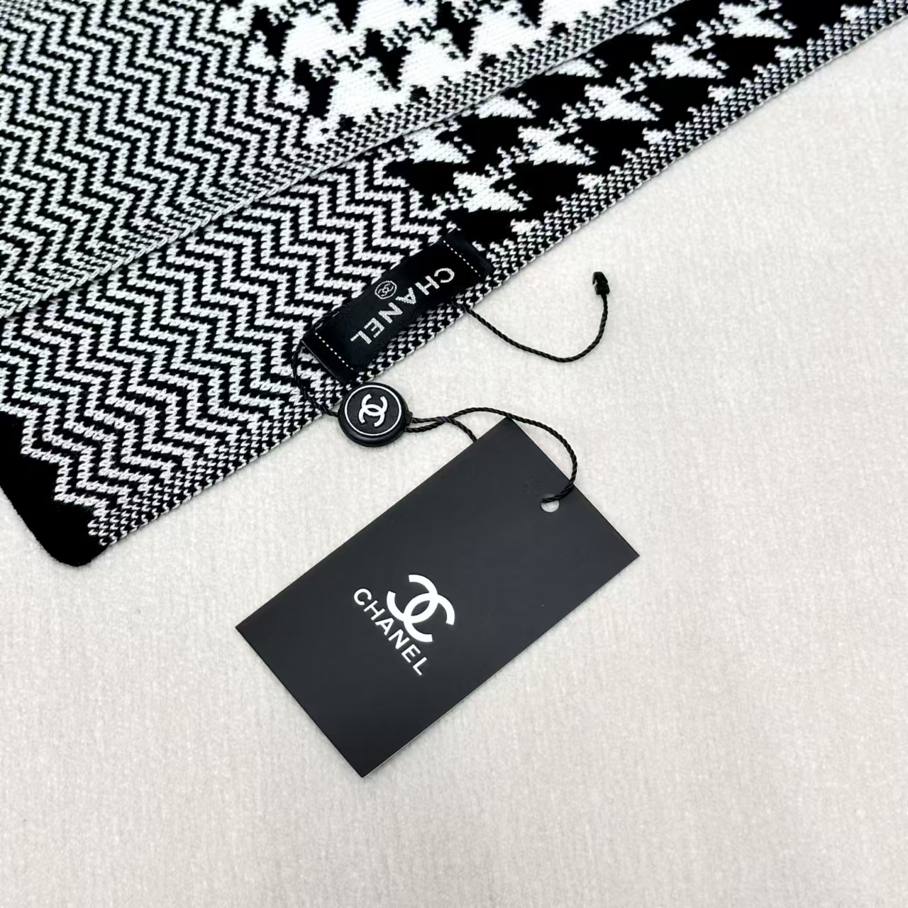 [TOP] CHANEL CC Wool Scarf 38✖️190cm - Grey