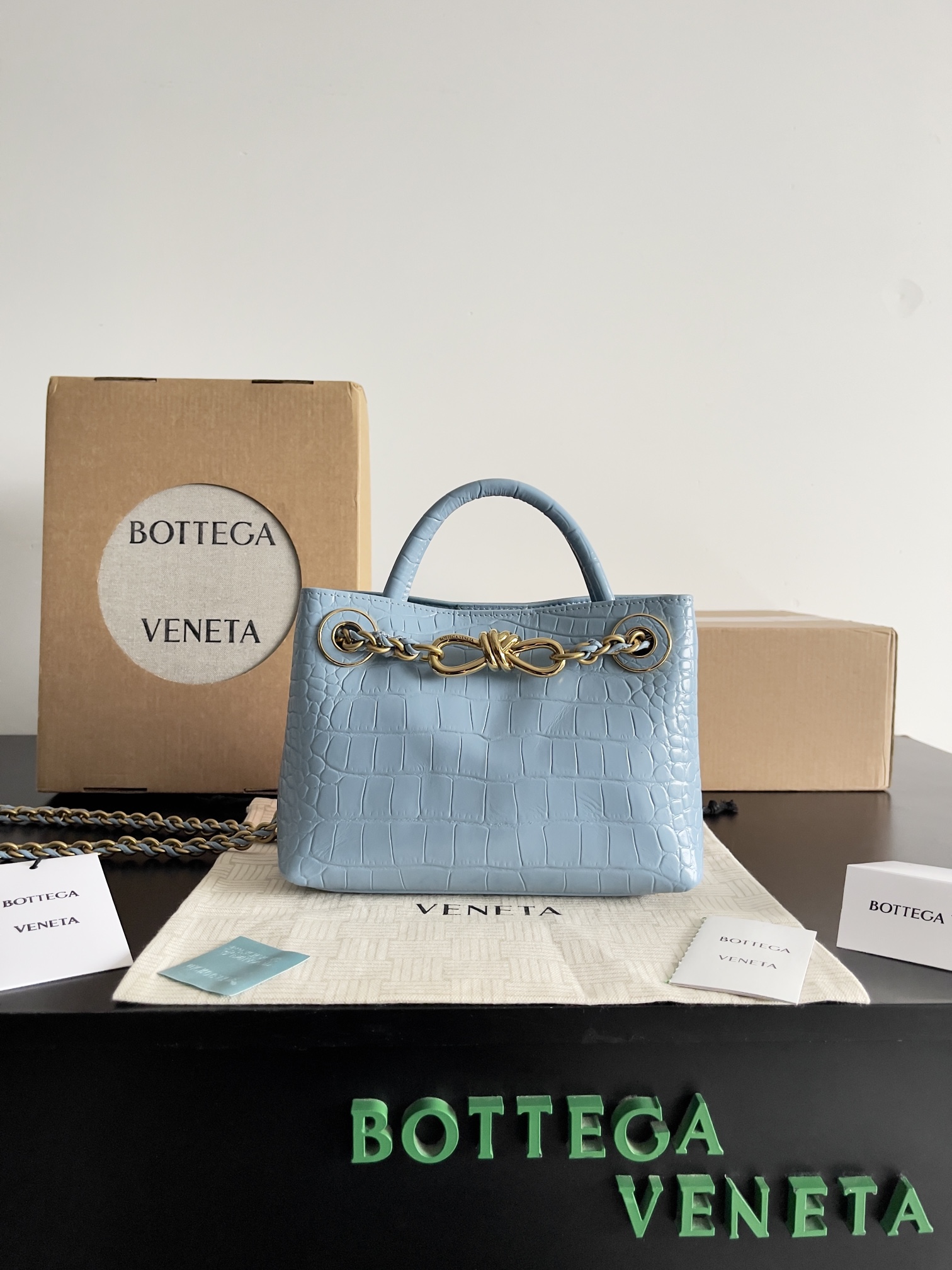 [TOP] Bottega Veneta BV Andiamo Bag 22*9*15.5 cm - 5 Colors