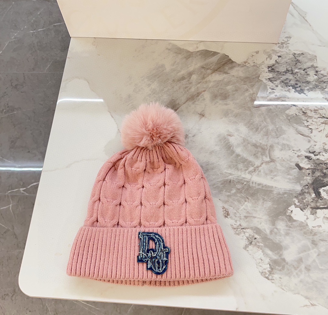 [TOP] Christian Dior Knitted Hairball Hat - 6 Color