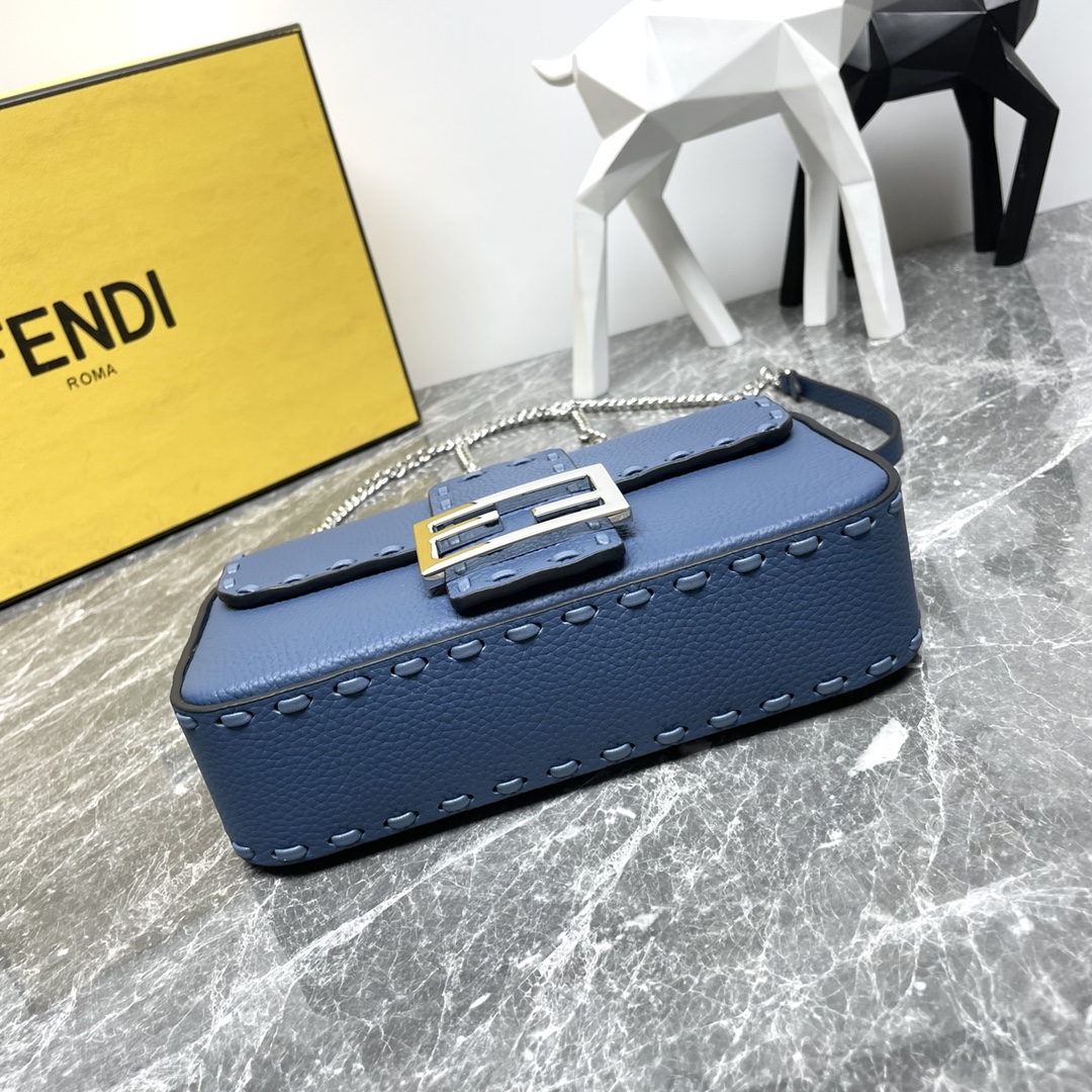 [TOP] FENDI Baguette Bag 19.5x4.5x13cm - Blue&SHW