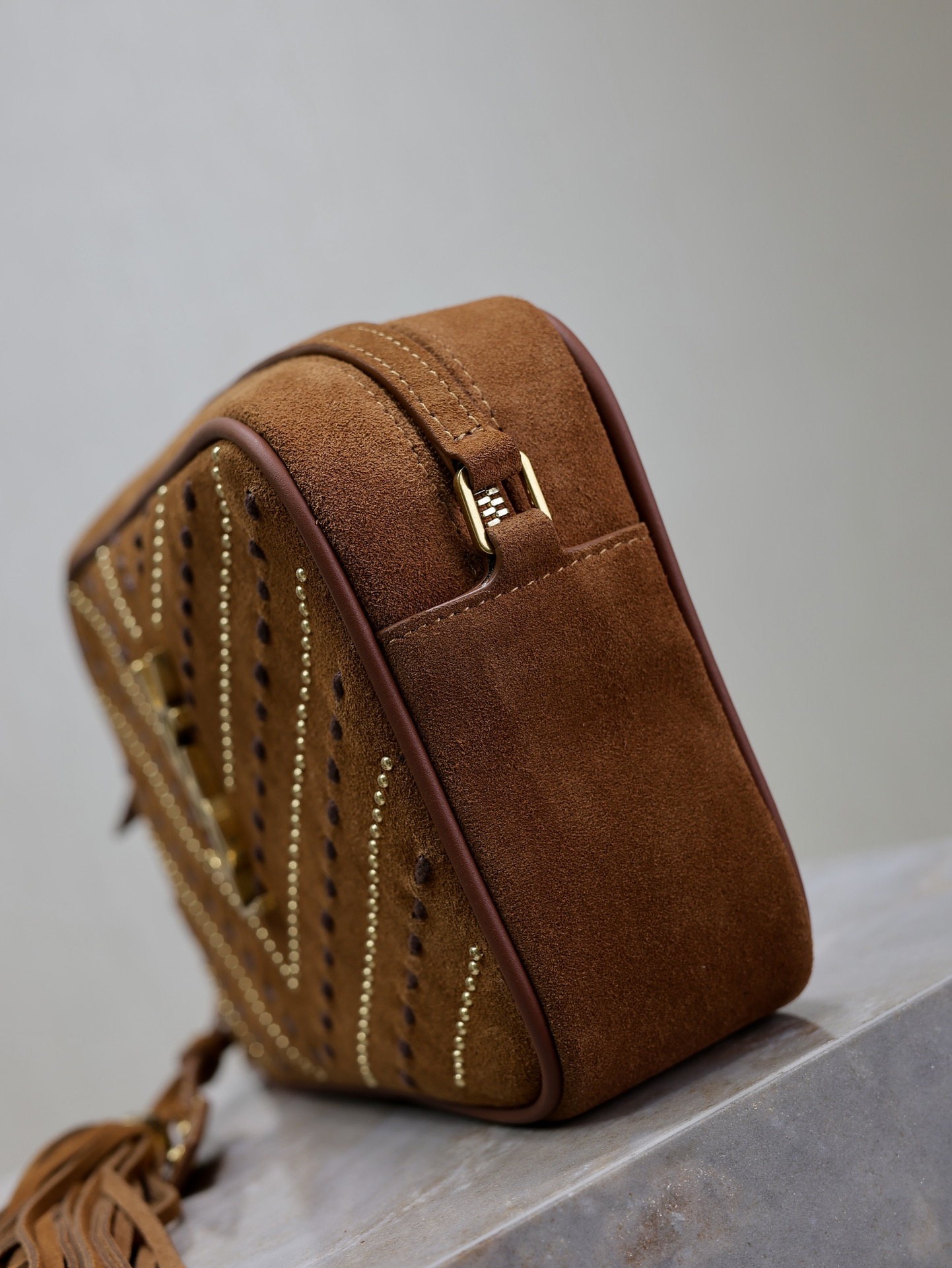 [TOP] Yves Saint Laurent YSL Lou Camera Bag 23x16x6cm - Brown