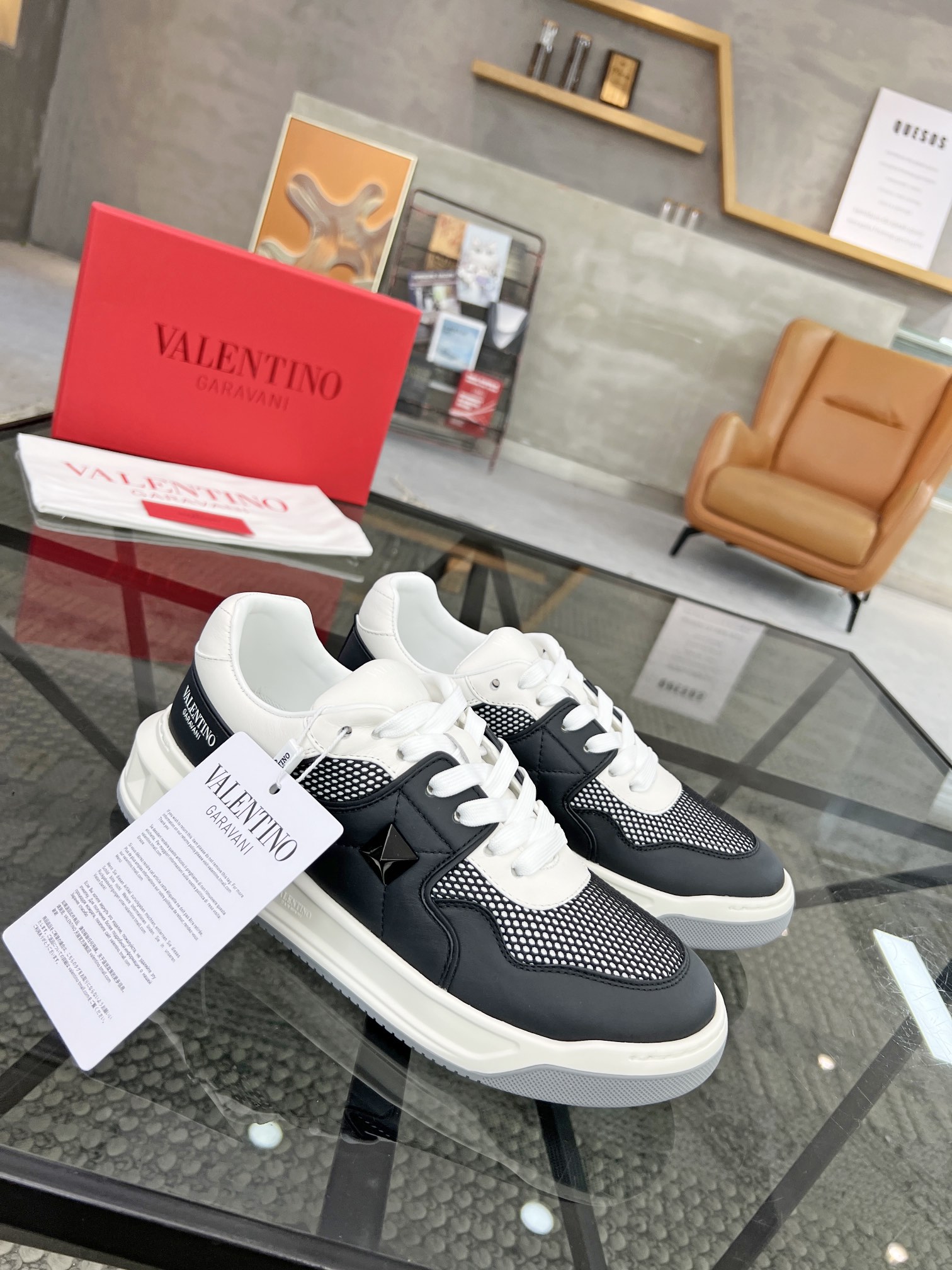 [TOP]Valentino Men's Casual Shoes-Black