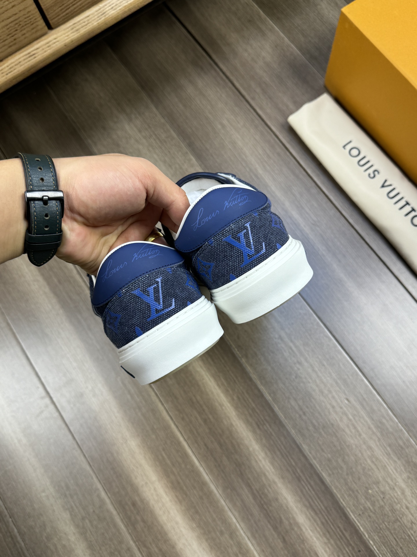 [TOP] Louis Vuitton LV Men's Shoes - Blue