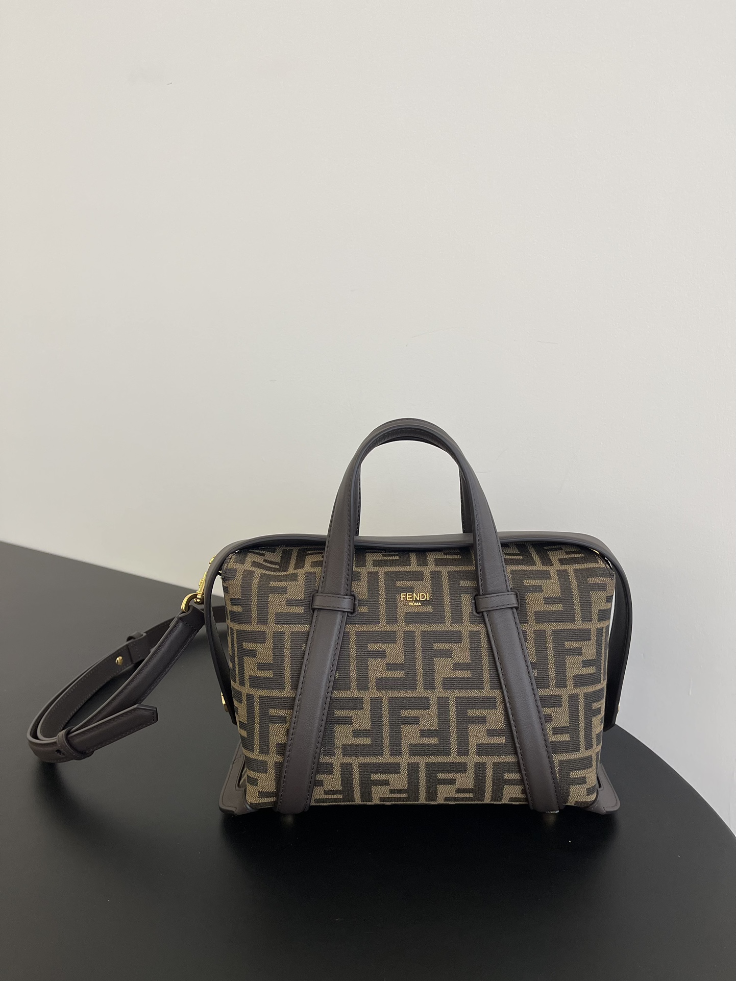 [TOP] FENDI Boston Bags Monogram 27.5x25.5x17.5 cm - Brown