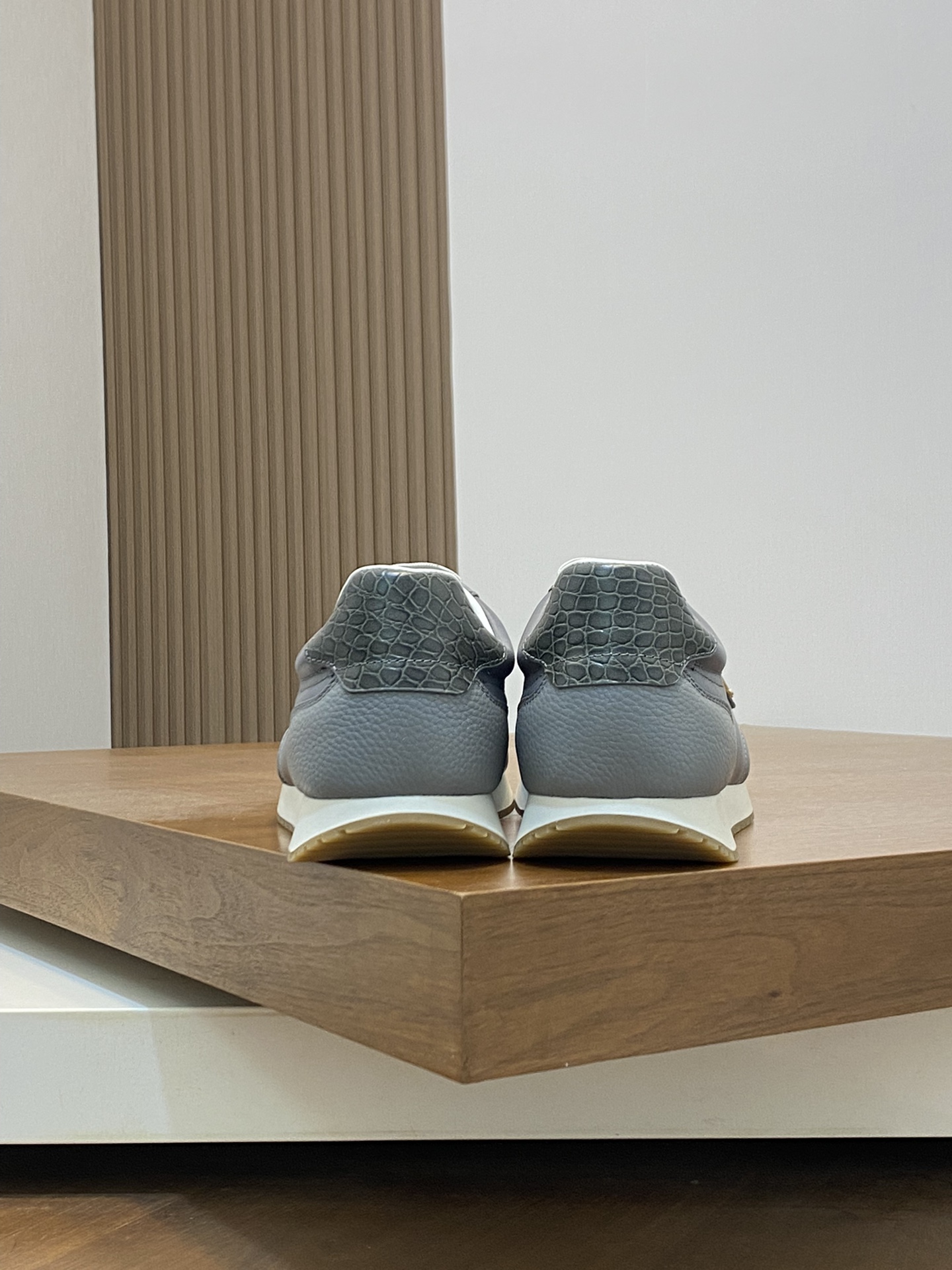 [TOP] PRADA Men's Shoes - Grey