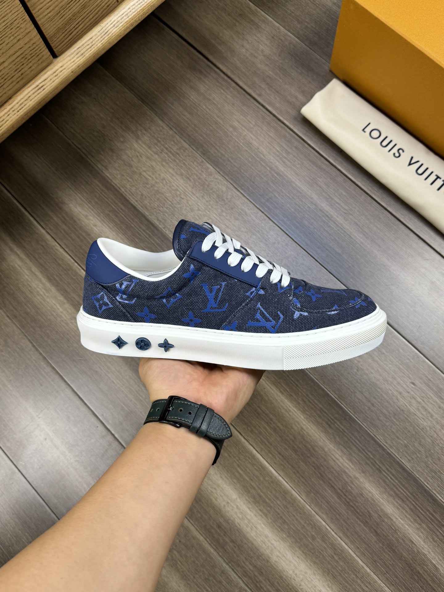 [TOP] Louis Vuitton LV Men's Shoes - Blue