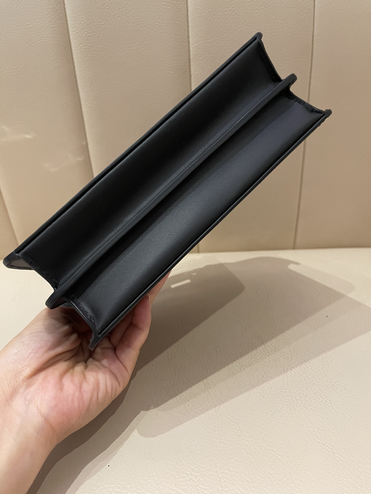 [TOP] FENDI FENDI Peekaboo Bags 23×6×14.5cm - Black