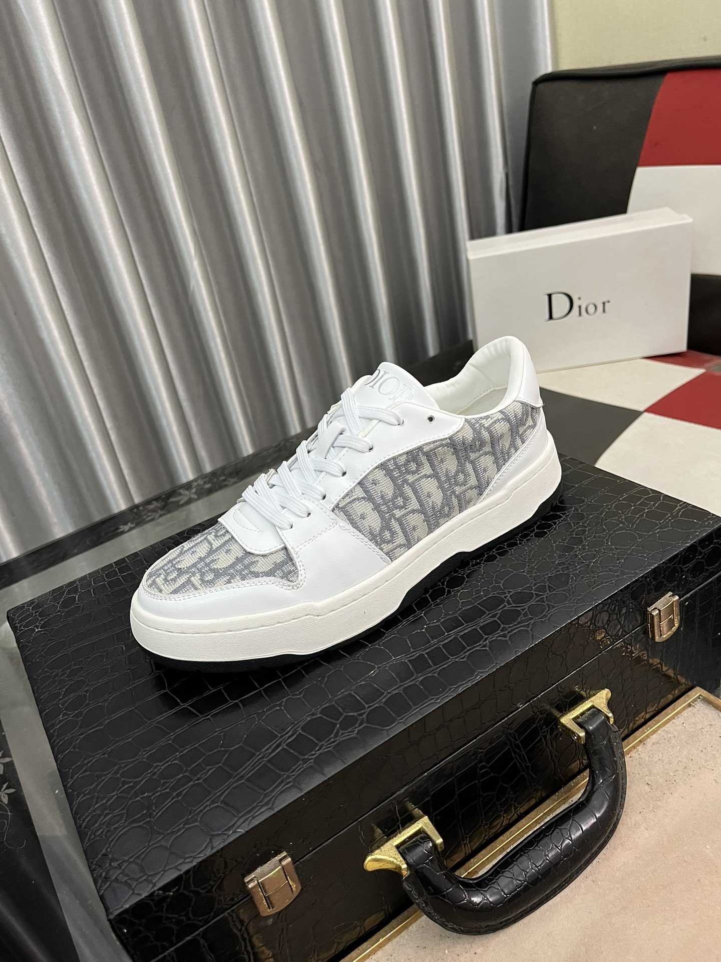 [TOP] Christian Dior Men's Shoes -White
