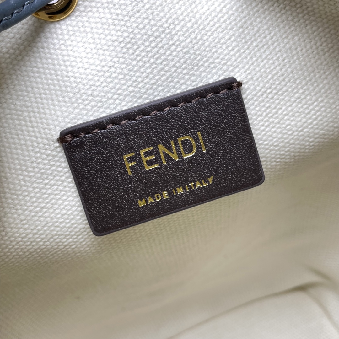 [TOP] FENDI Mon Tresor Small Bucket Bag 12x18x10cm - Blue