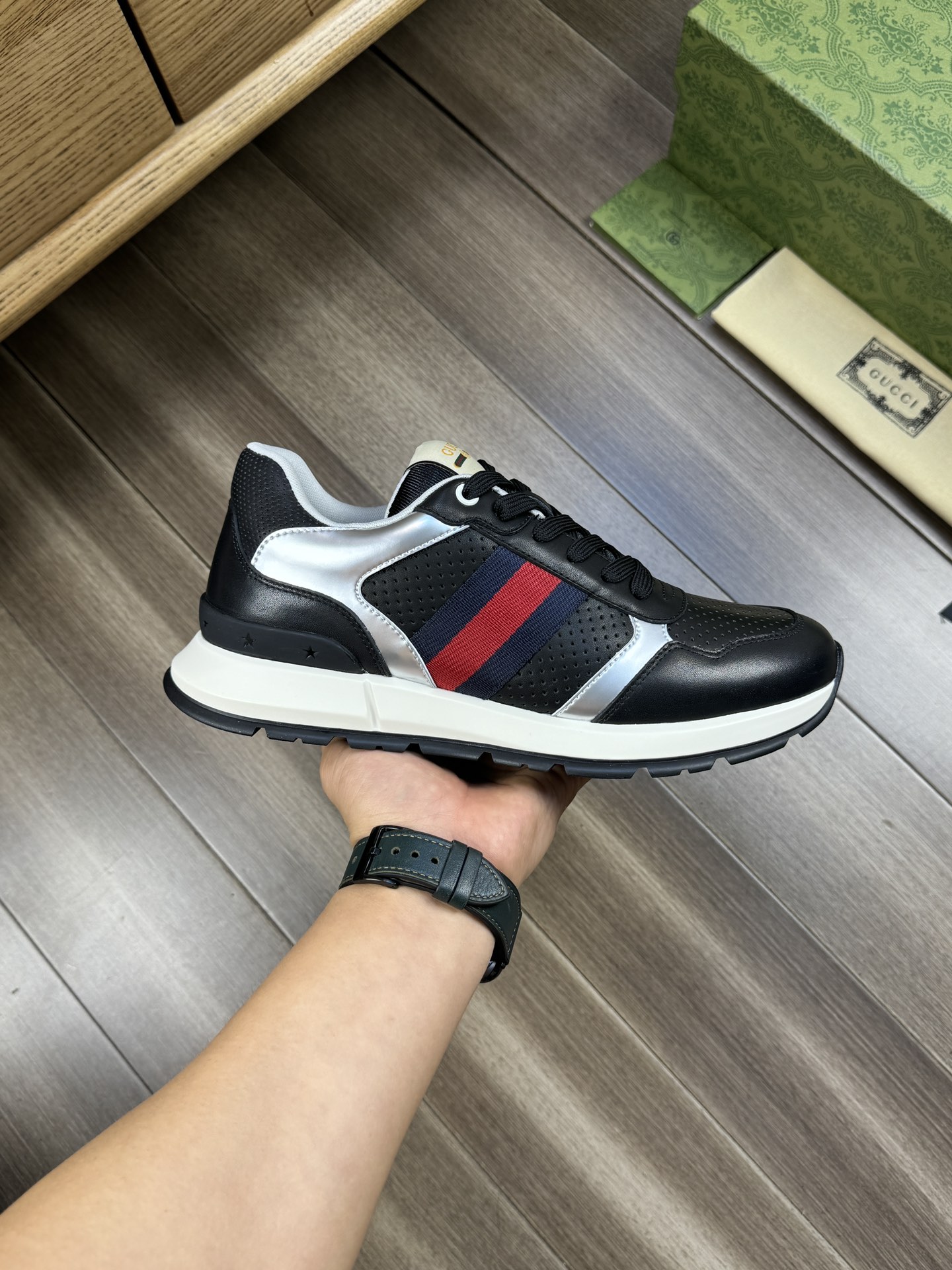 [TOP] GUCCI Men's SNEAKER-Black