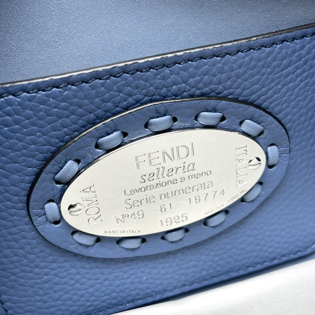 [TOP] FENDI Baguette Bag 19.5x4.5x13cm - Blue&SHW