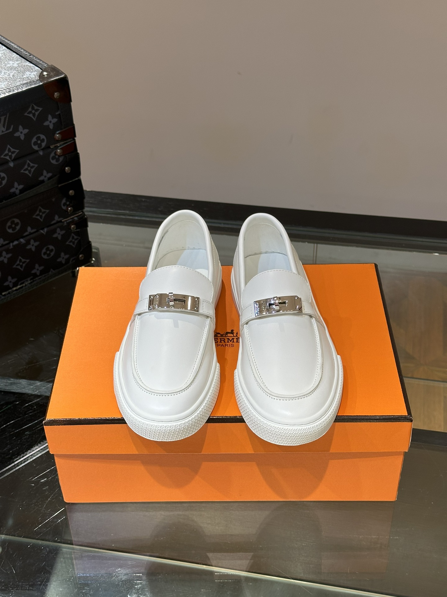 [TOP] HERMES Men's  Sports Shoes - White