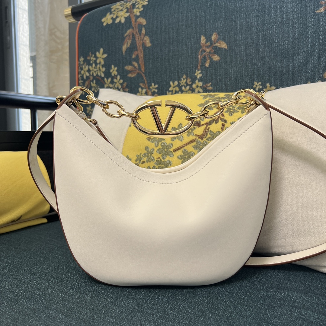 [TOP] VALENTINO Garavani VLOGO MOON HOBO Bag Plain Weave Leather Small 20x23x8cm with Chain - White