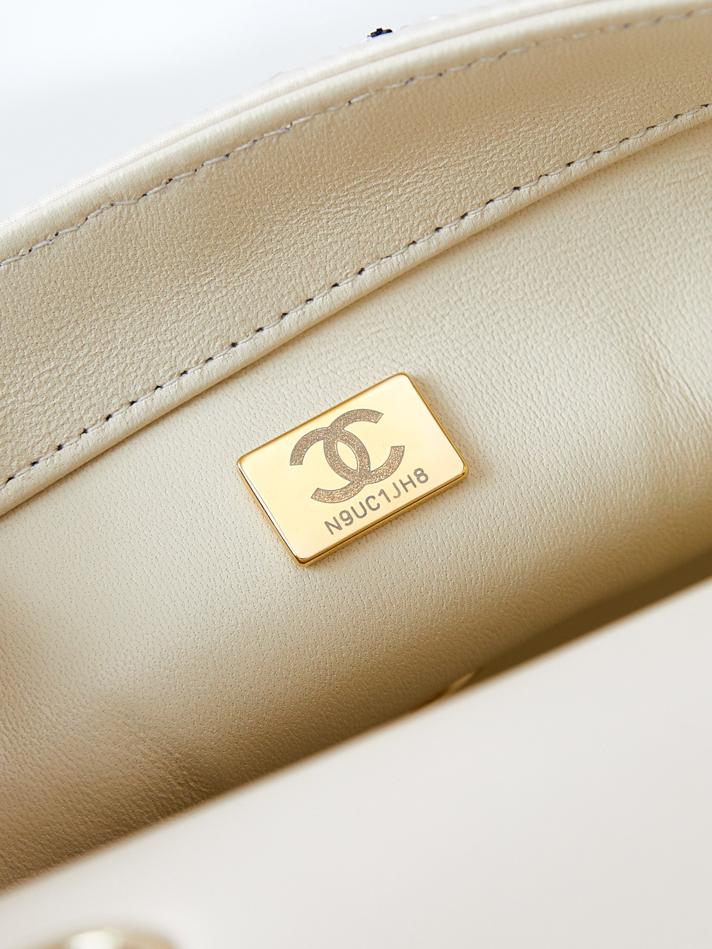 [TOP] CHANEL Flap Bag With Sequins And Embroidery 20*14*8cm - Pink&White