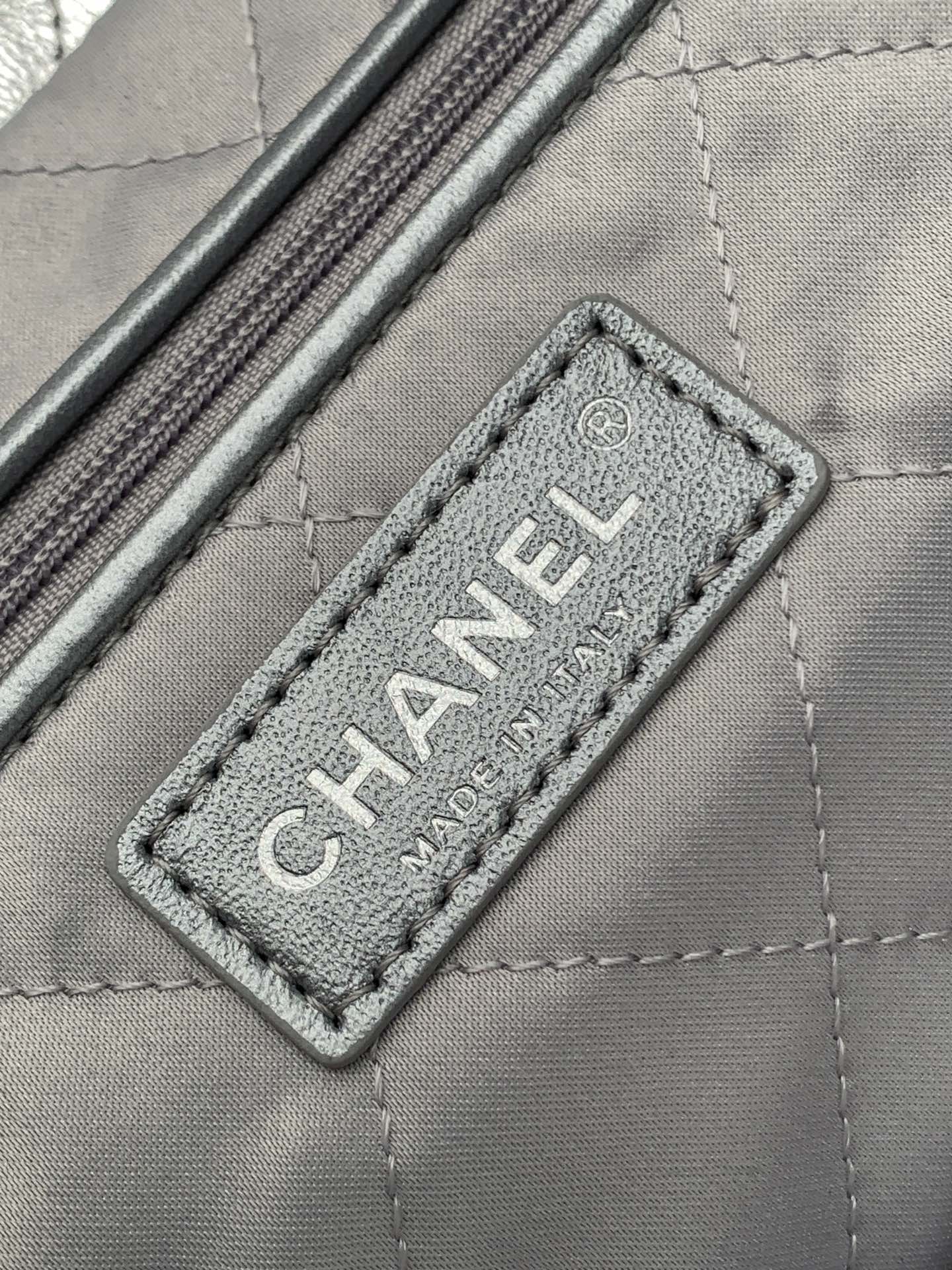 [TOP] CHANEL 22 Bag Garbage Bag 19*20*6 cm/35*37*7cm - Silvery&SHW