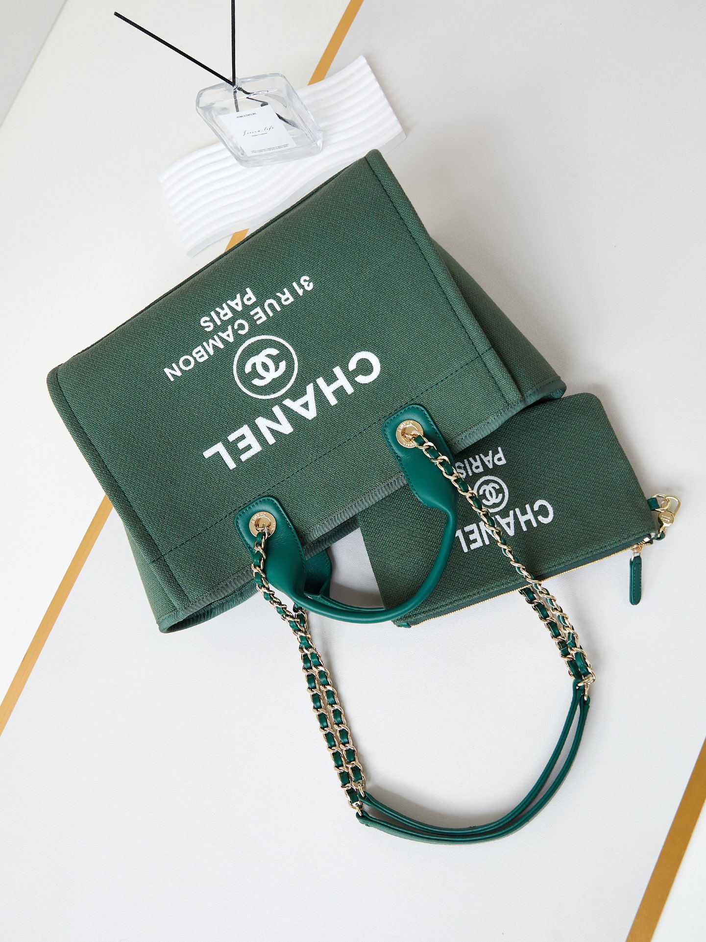 [TOP] CHANEL Deauville Bag Small Beach Bag 32cm - Olive Green