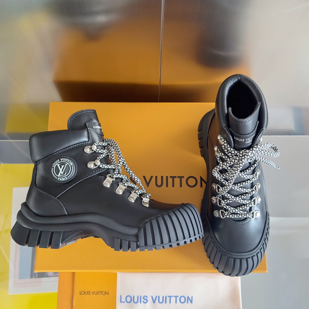 [TOP] Louis Vuitton LV  Short Boots - 2 Colors