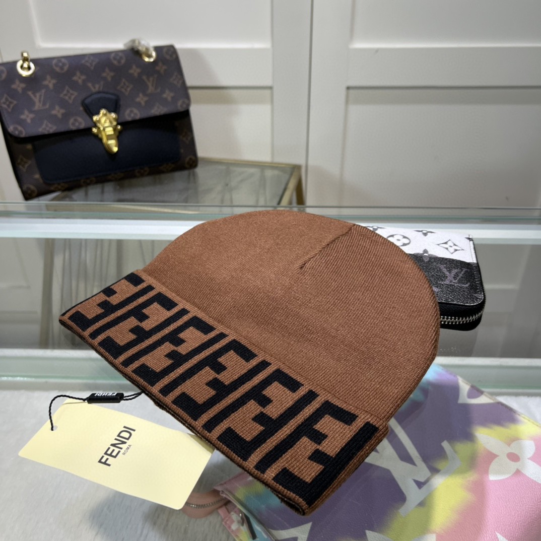 [TOP] FENDI FF Knitted Hat - 4 Colour