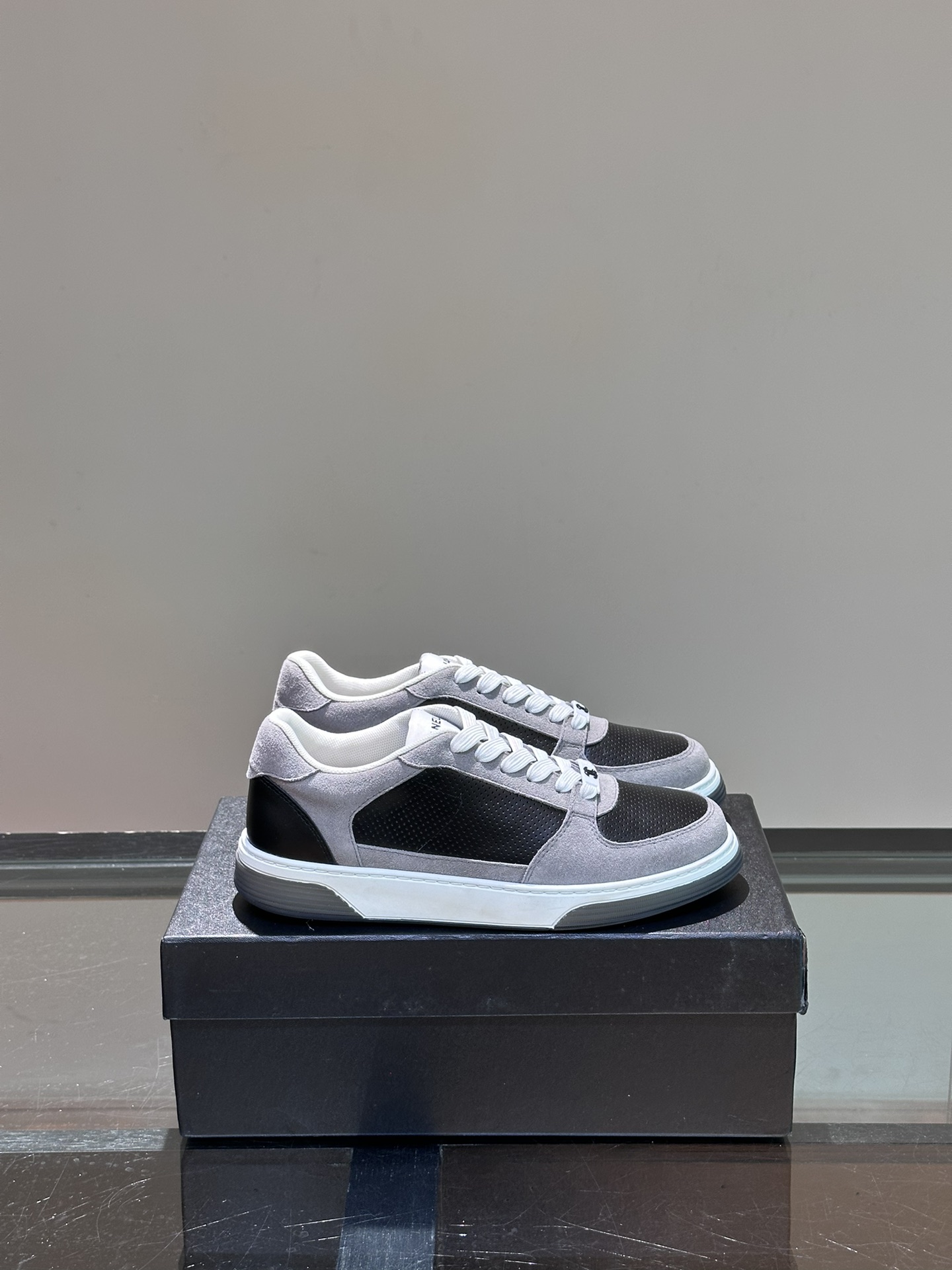 [TOP] Chanel Men's Shoes - Black