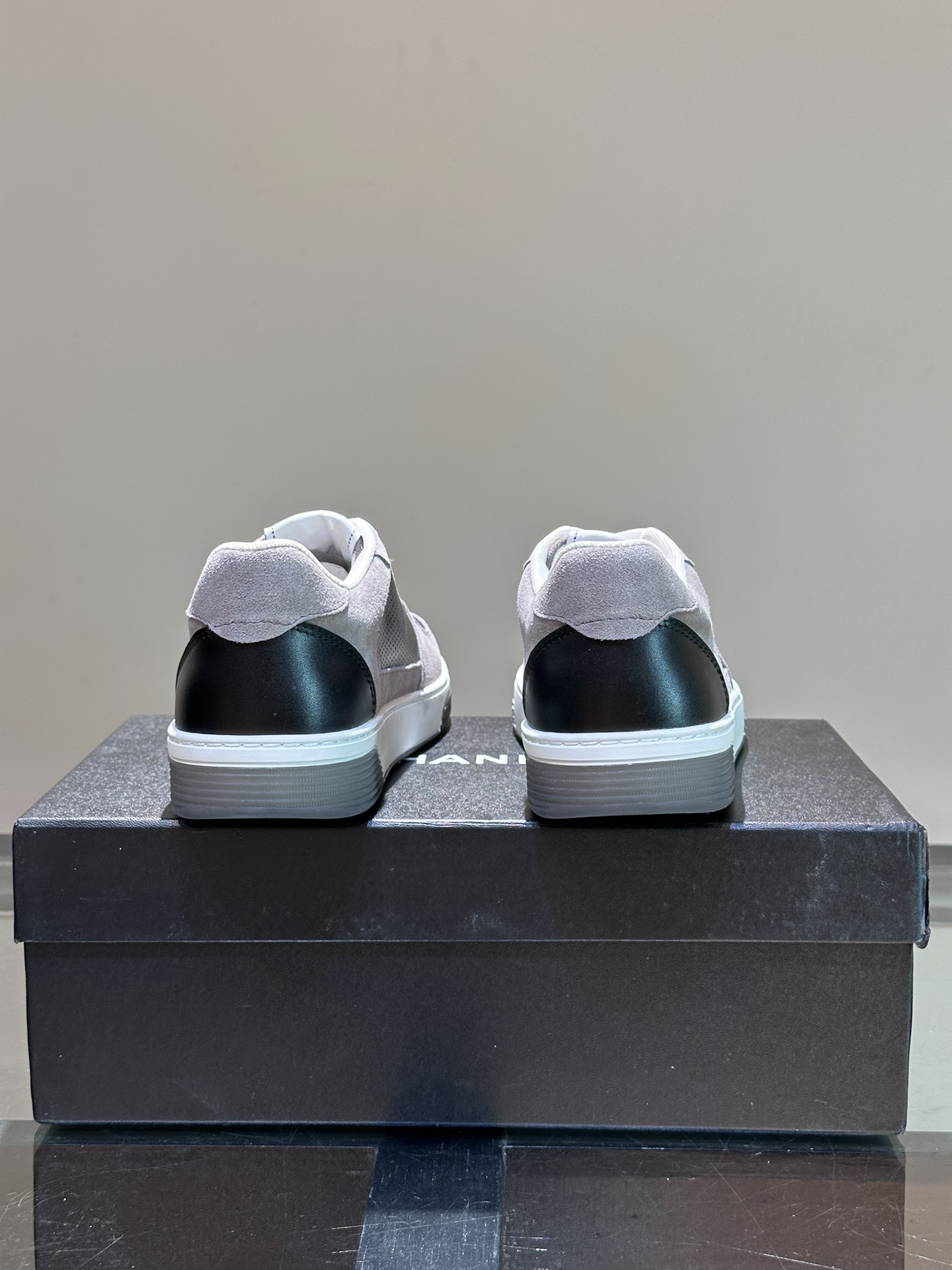 [TOP] Chanel Men's Shoes - Black