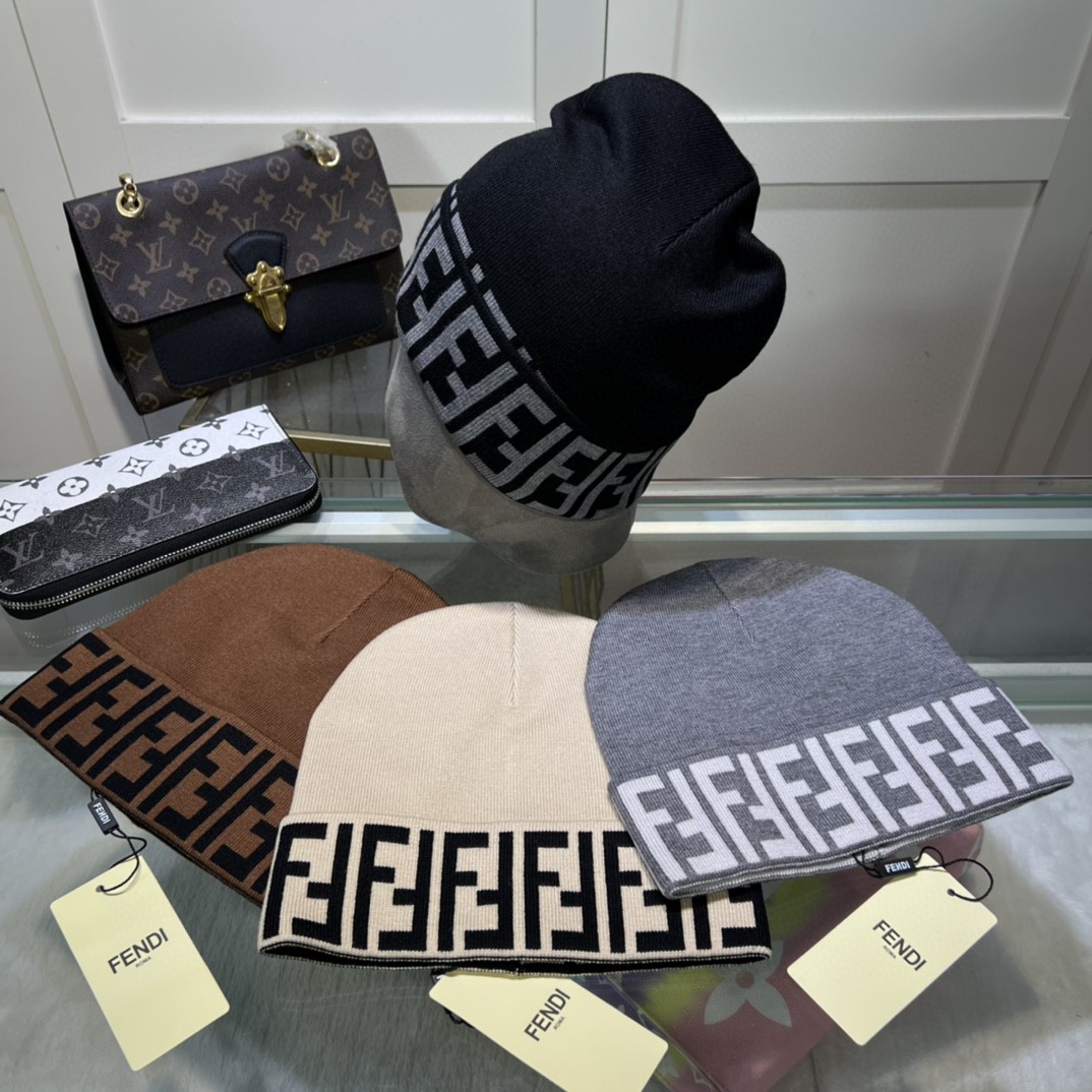 [TOP] FENDI FF Knitted Hat - 4 Colour
