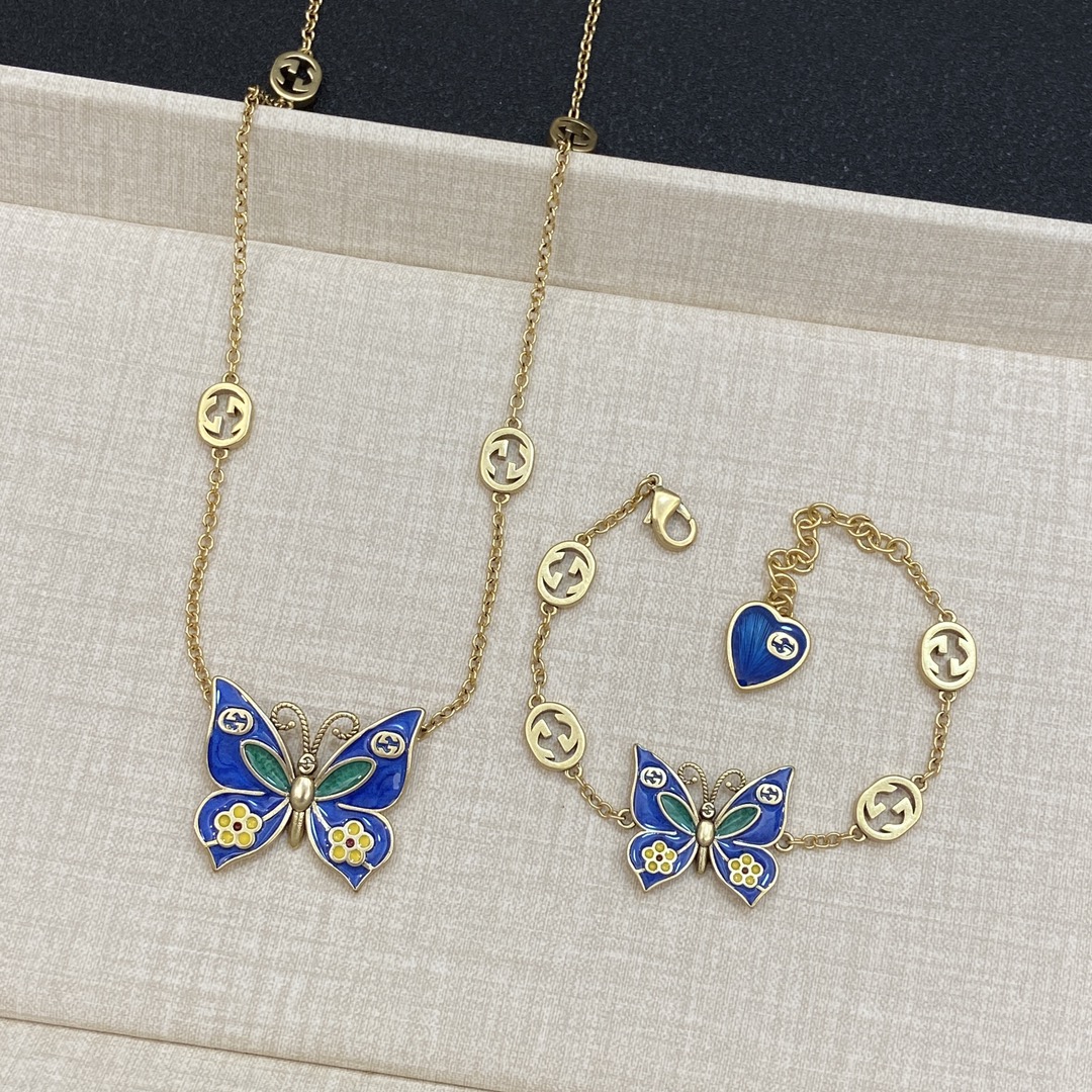 [TOP] GUCCI Butterfly Bracelet and Necklace - Gold