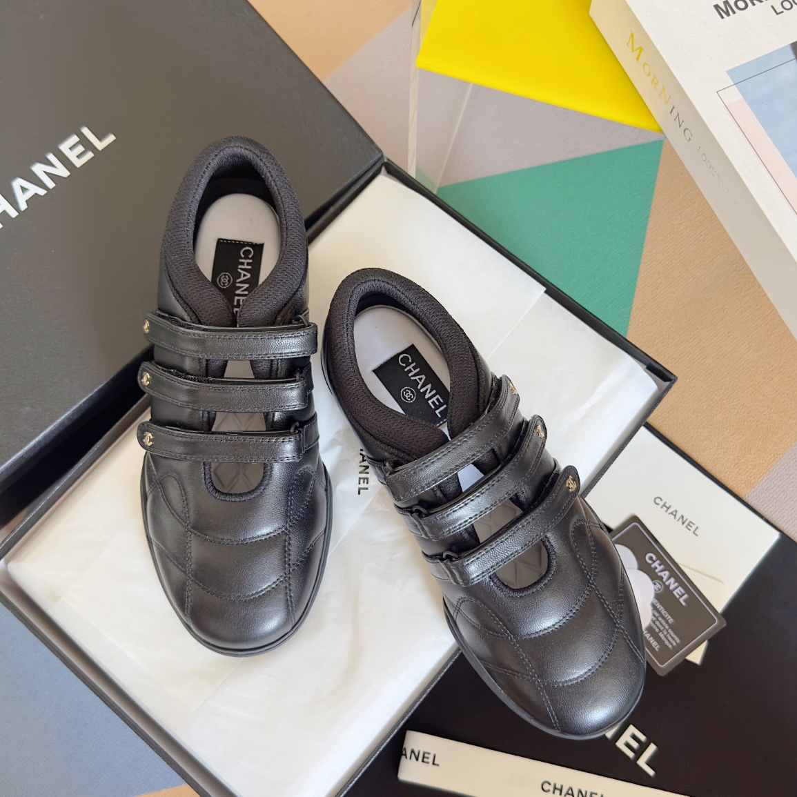 [TOP] CHANEL  Casual Shoes - 3 Colors