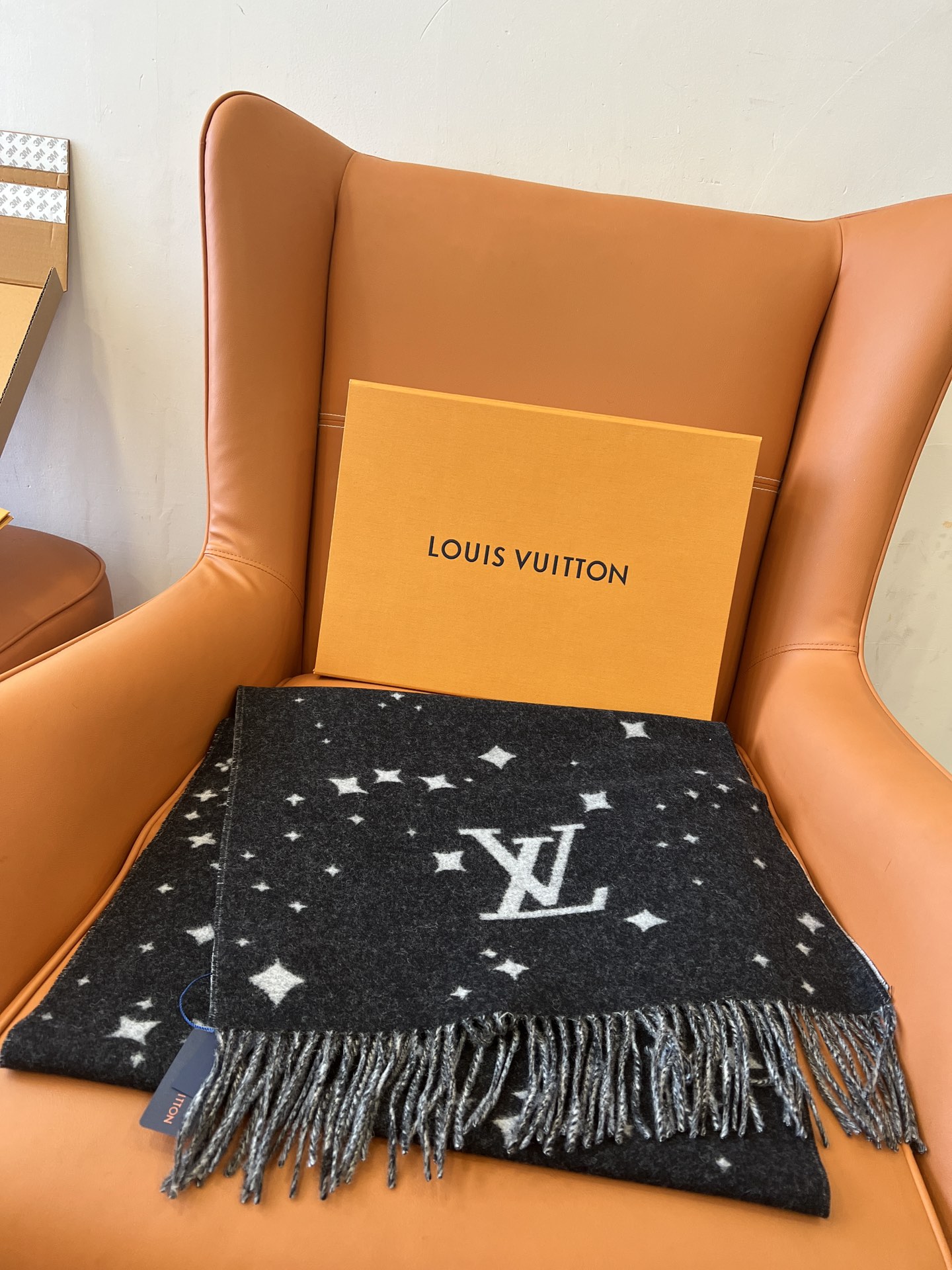 [TOP] Louis Vuitton LV Scarf 180x45cm - Black
