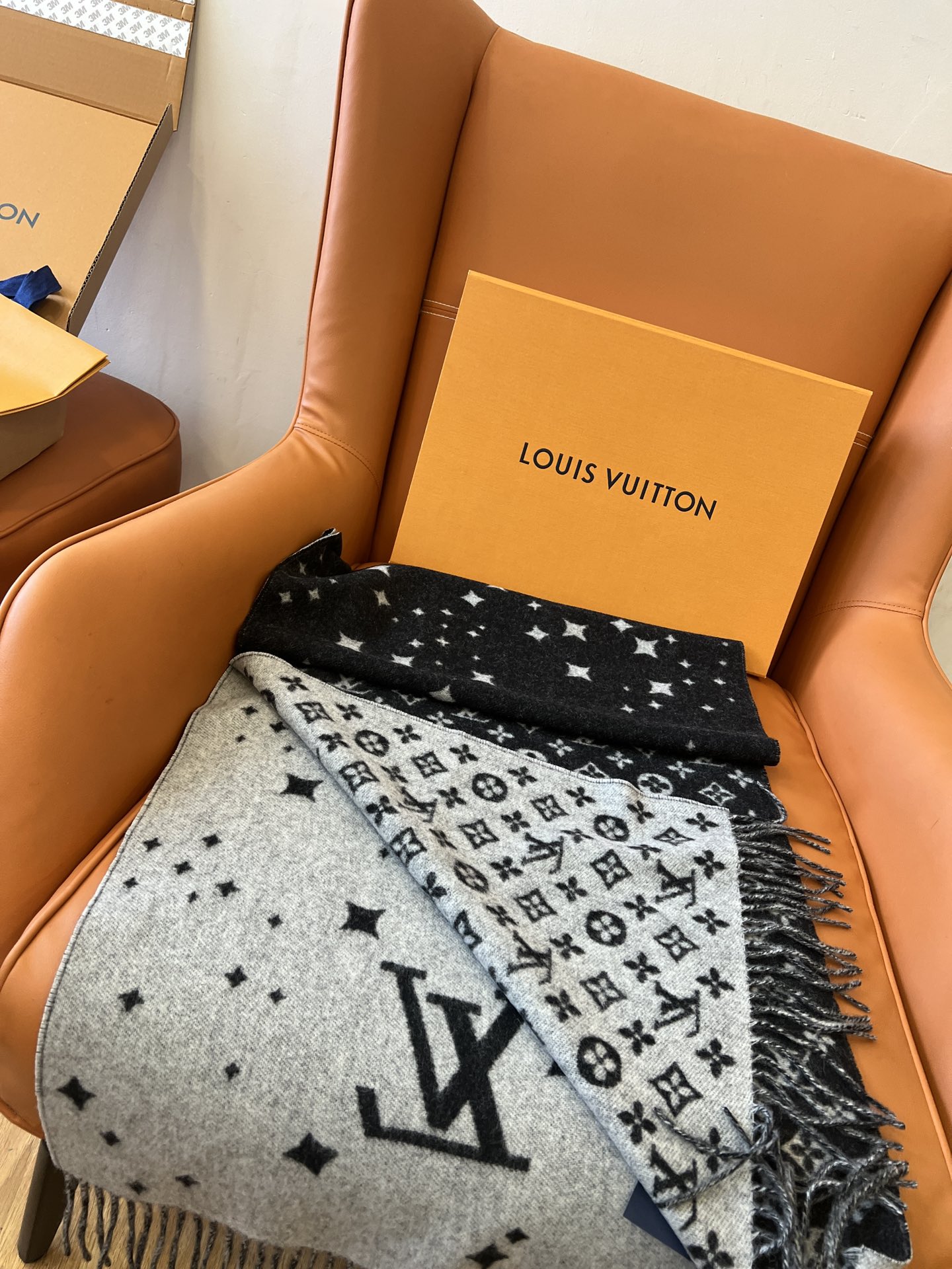 [TOP] Louis Vuitton LV Scarf 180x45cm - Black