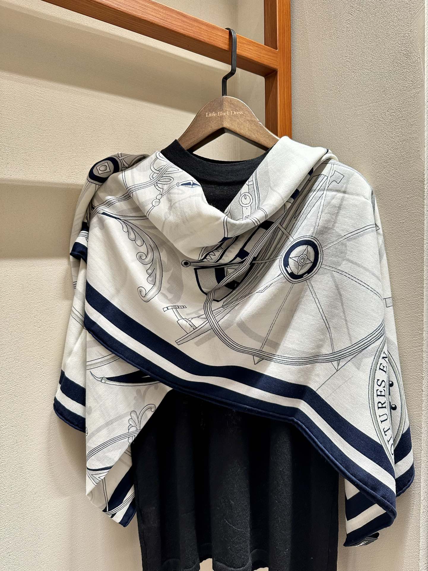 [TOP] HERMES Square Scarf 140*140cm  - White