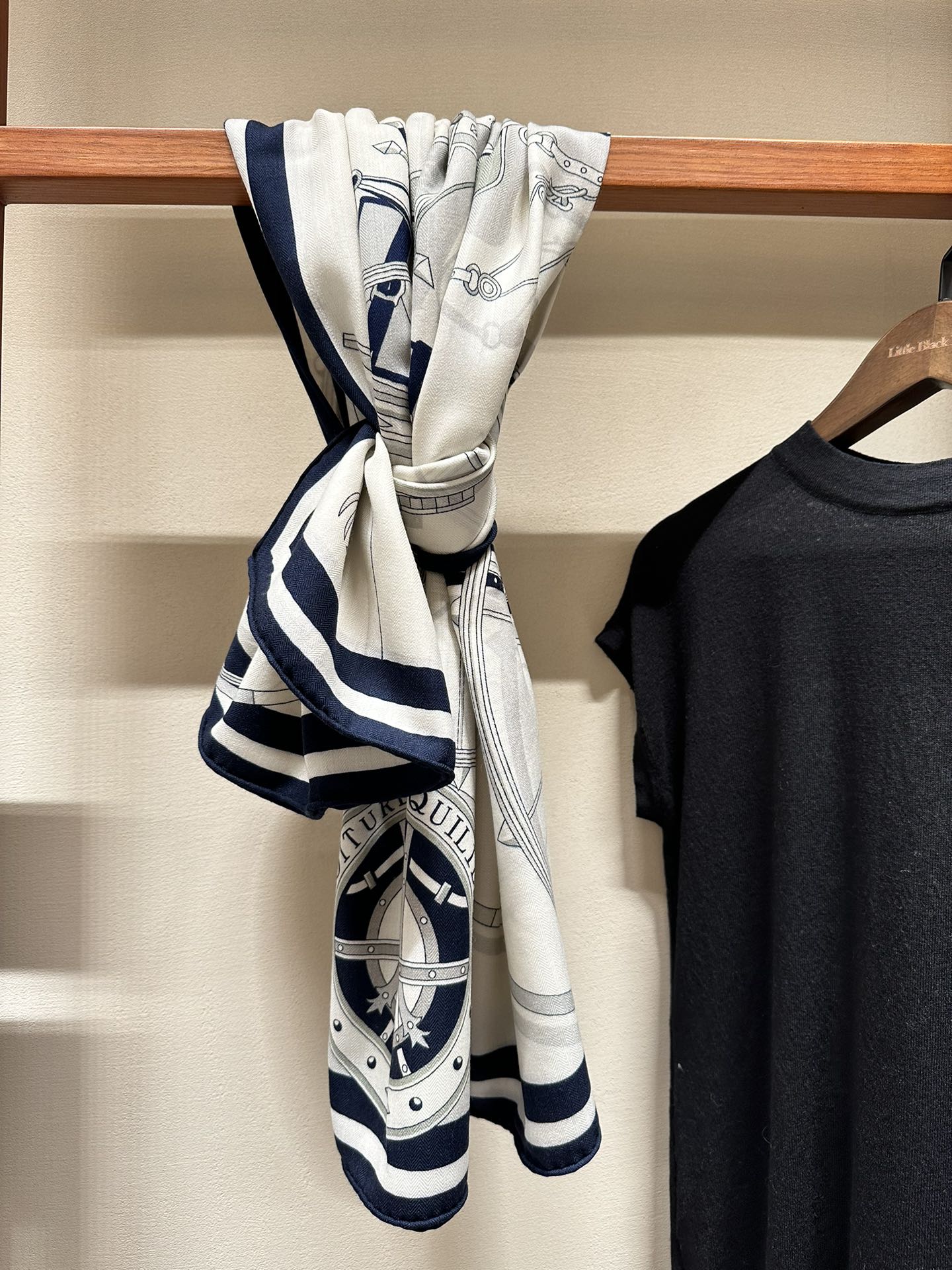 [TOP] HERMES Square Scarf 140*140cm  - White