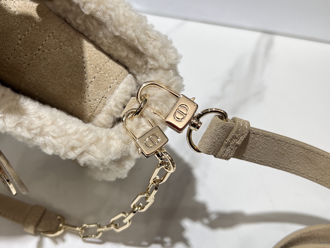 [TOP] Christian Dior Lady D-Joy Sheeps Leather 26*13.5*5cm - Brown