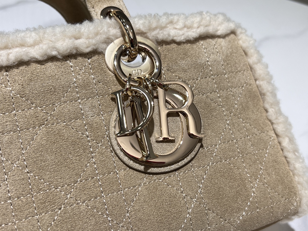 [TOP] Christian Dior Lady D-Joy Sheeps Leather 26*13.5*5cm - Brown