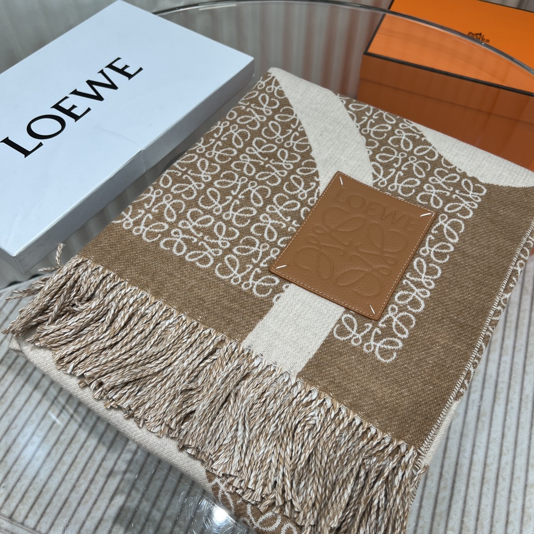 [TOP] LOEWE Wool Scarf 135*170cm  - 2 Color