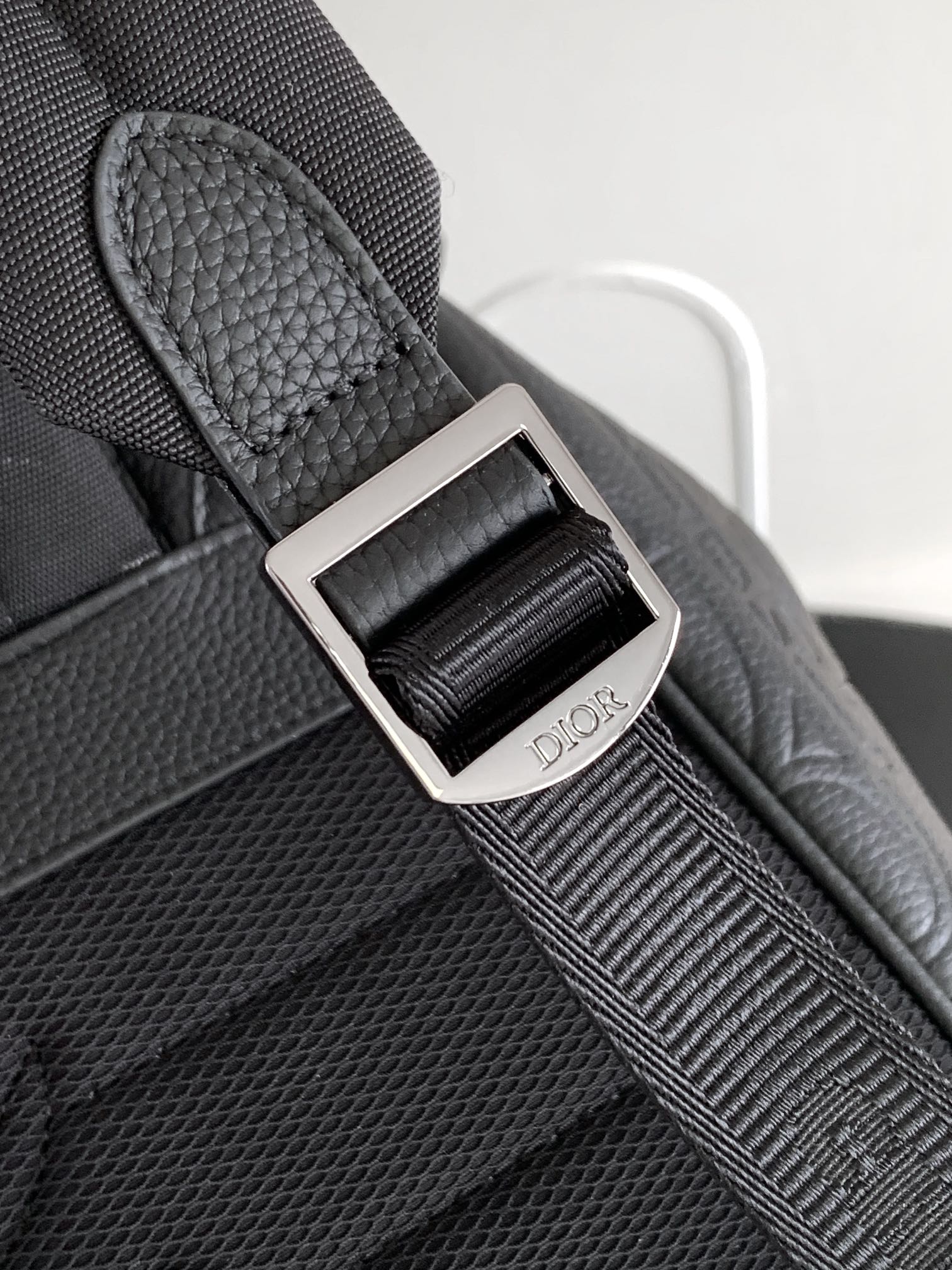 [TOP] Christian Dior Cow Leather Backpack 43 x 43 x 18 cm - Black