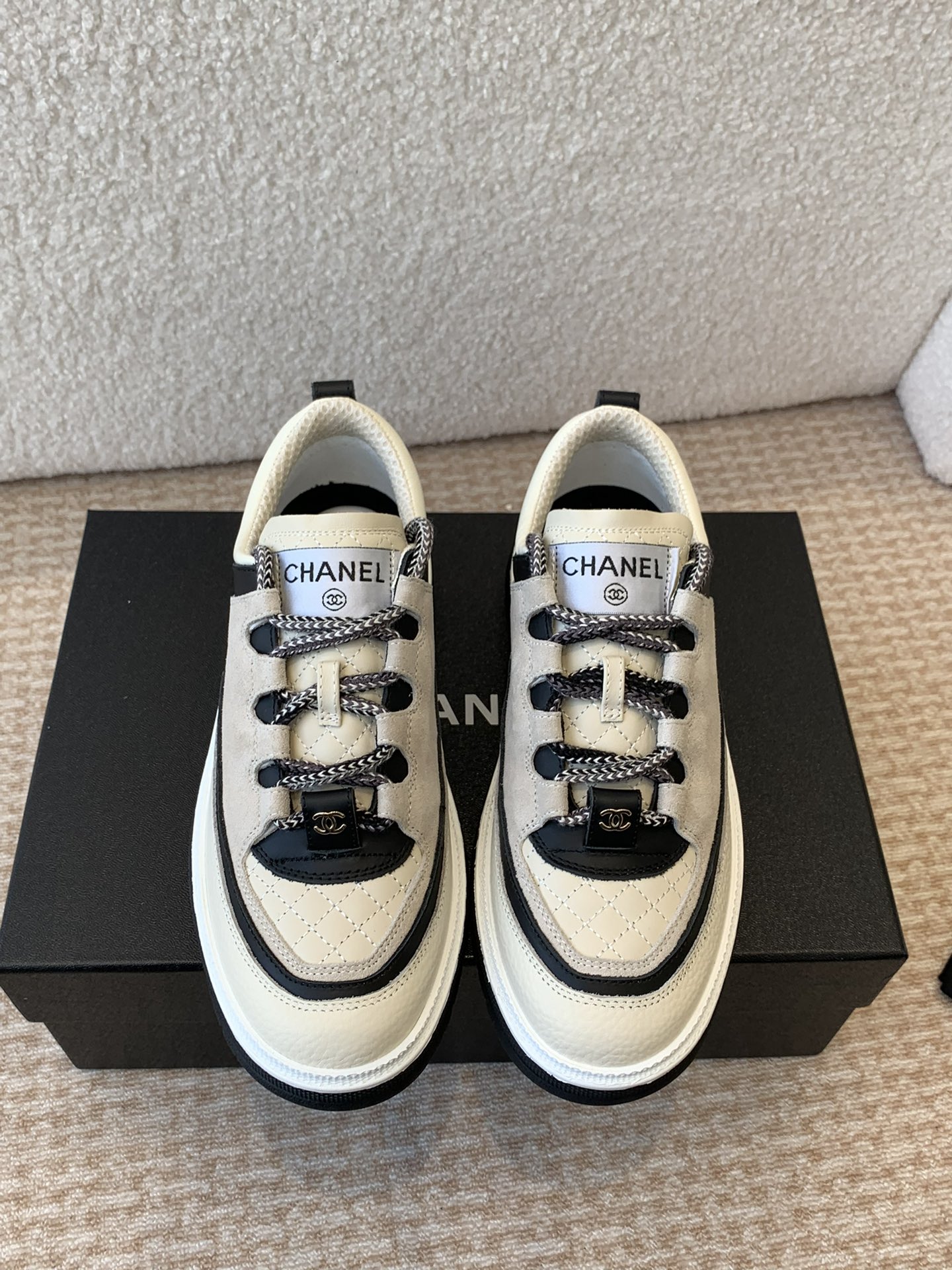 [TOP] CHANEL CC  24ss Sneakers - 2 Color
