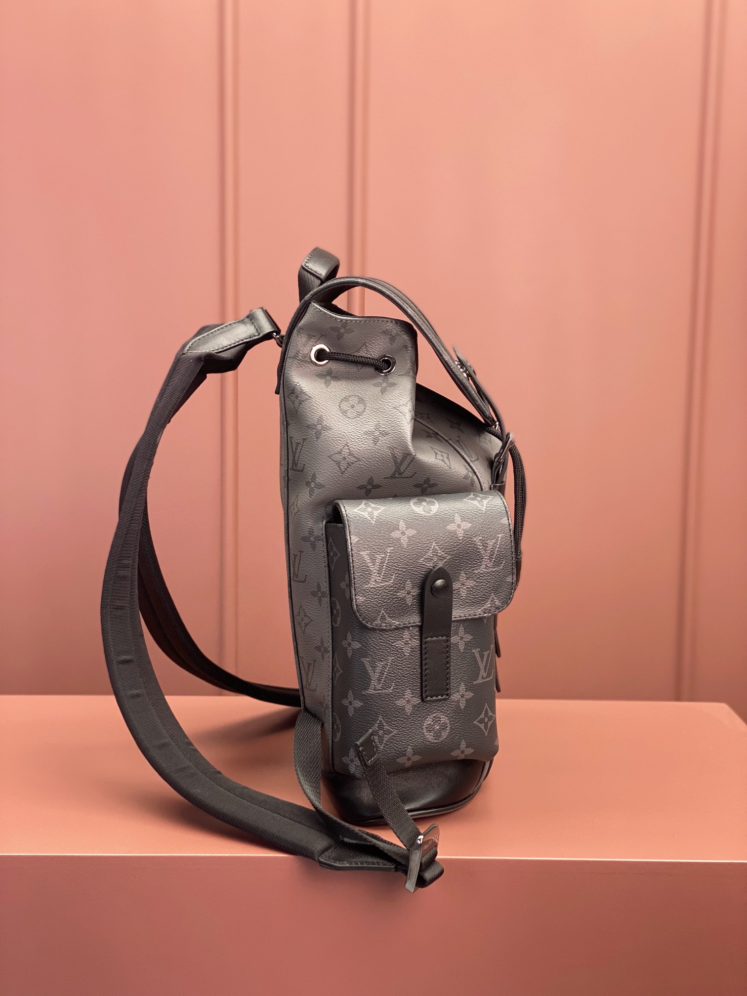 [TOP] Louis Vuitton LV L*V Christopher Monogram Backpack - Monogram