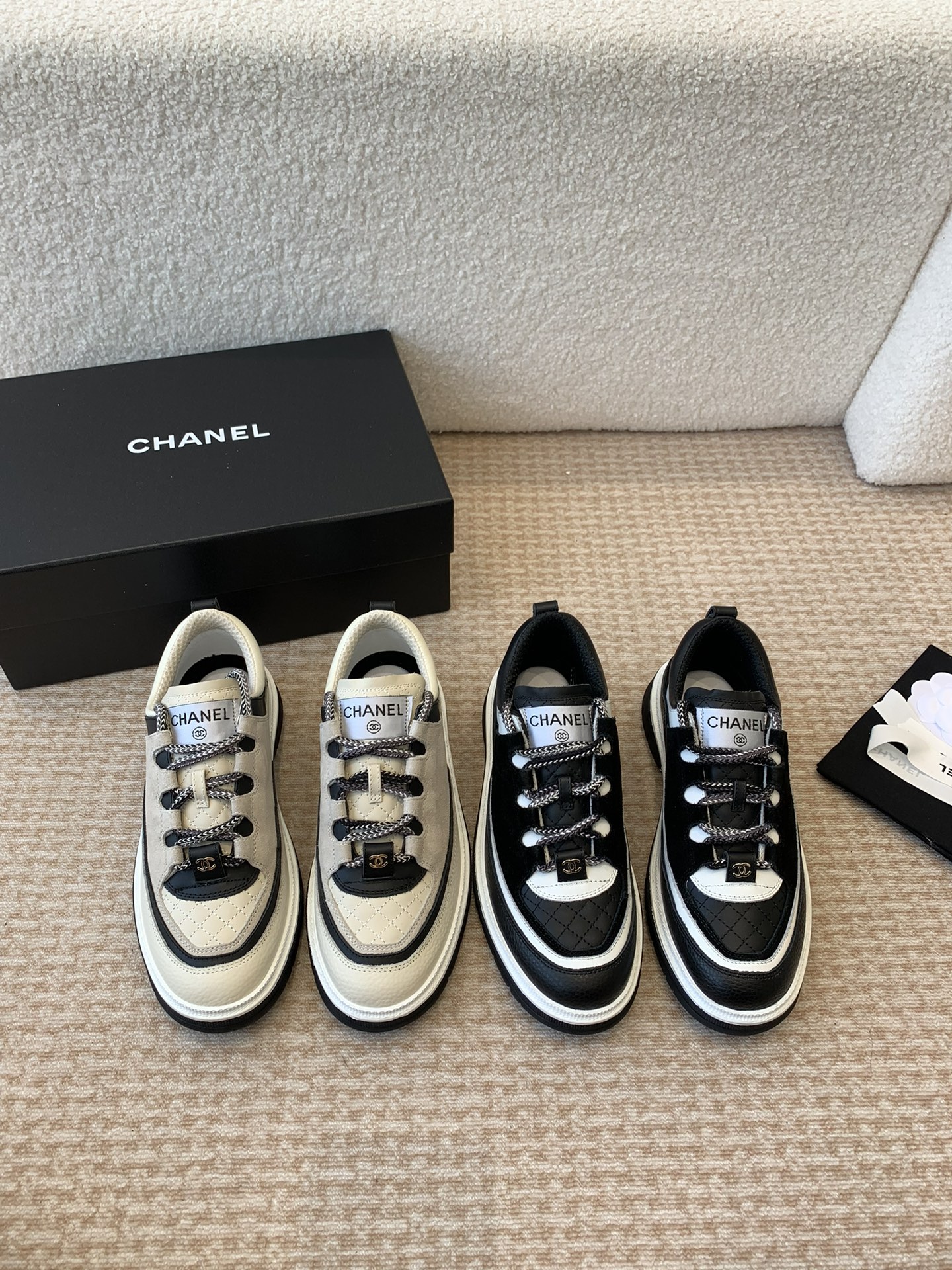 [TOP] CHANEL CC  24ss Sneakers - 2 Color