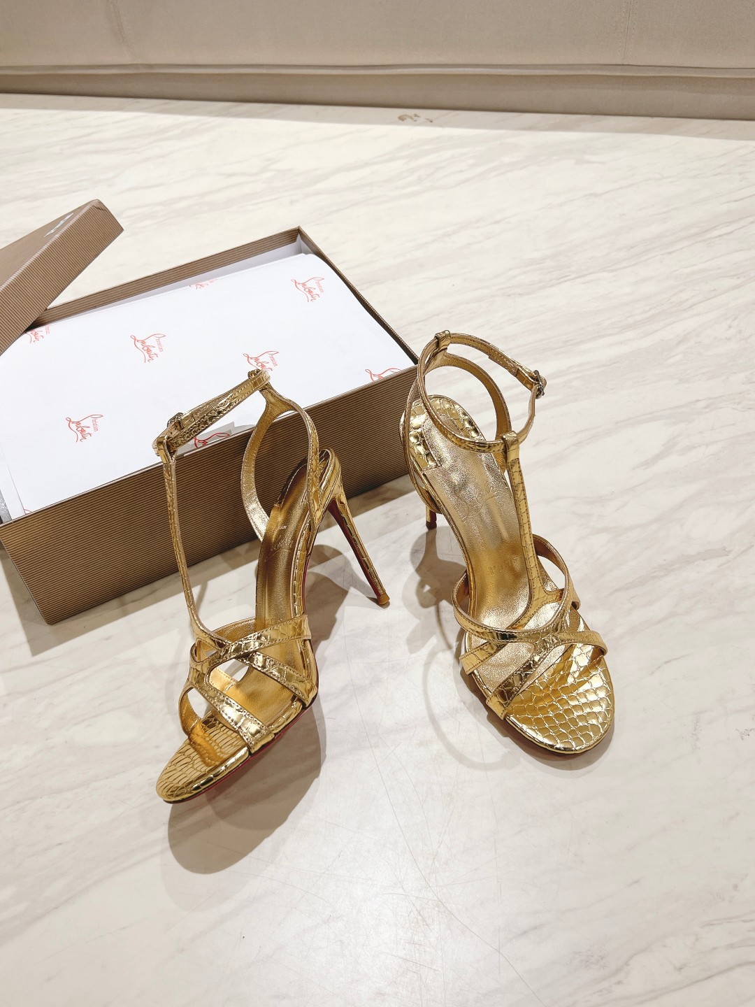[TOP] Christian Louboutin High Heel Sandals - 7 Color