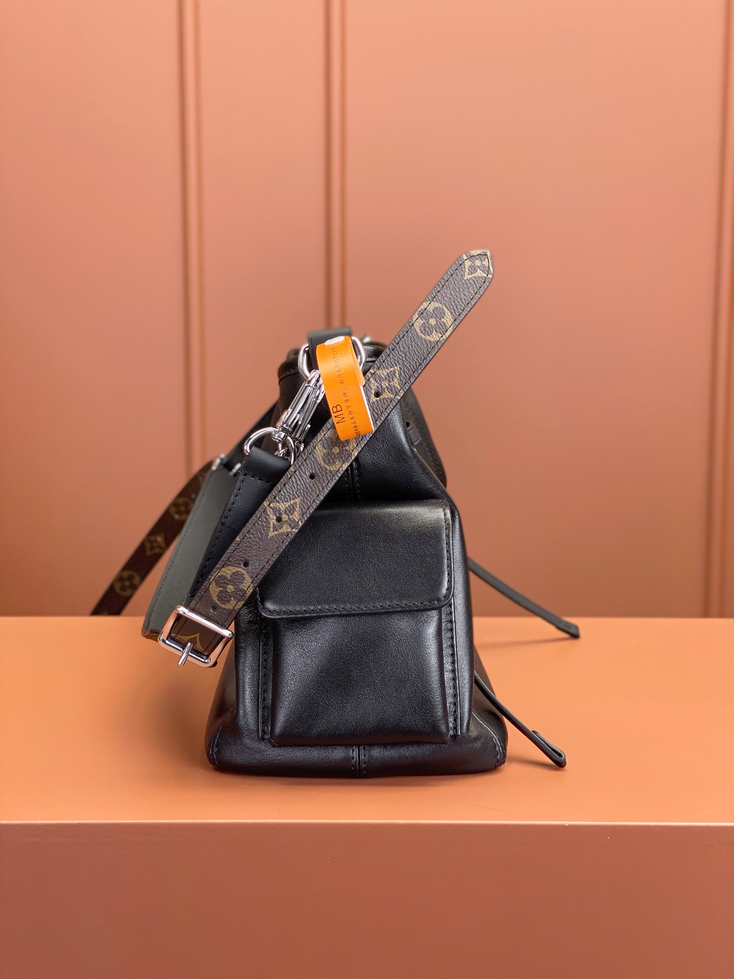 [TOP] Louis Vuitton LV Carryall Bags 33.5x23x15cm/39x30x15cm - Black