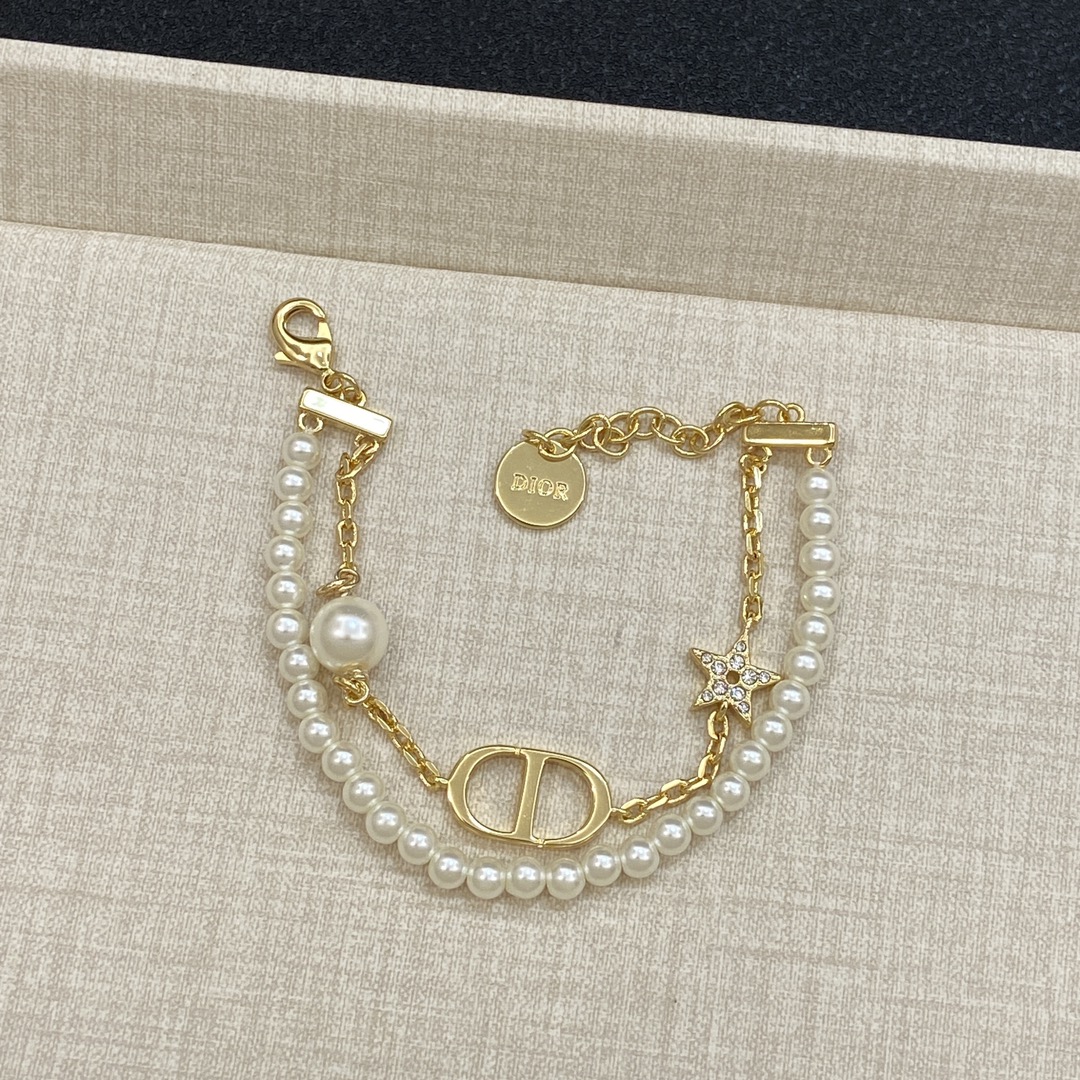 [TOP] Christian Dior CD Pearl Bracelet - Gold/Silver